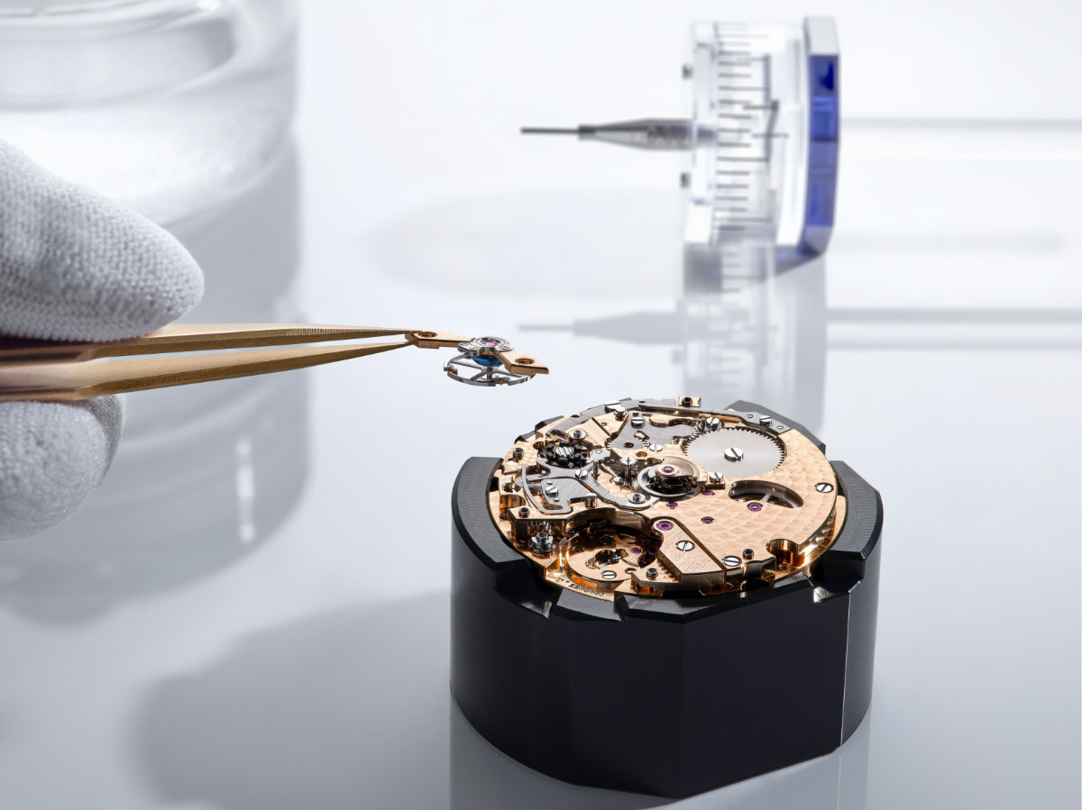 Breguet Introduces Its New Type XX Chronographe 2075 Watch