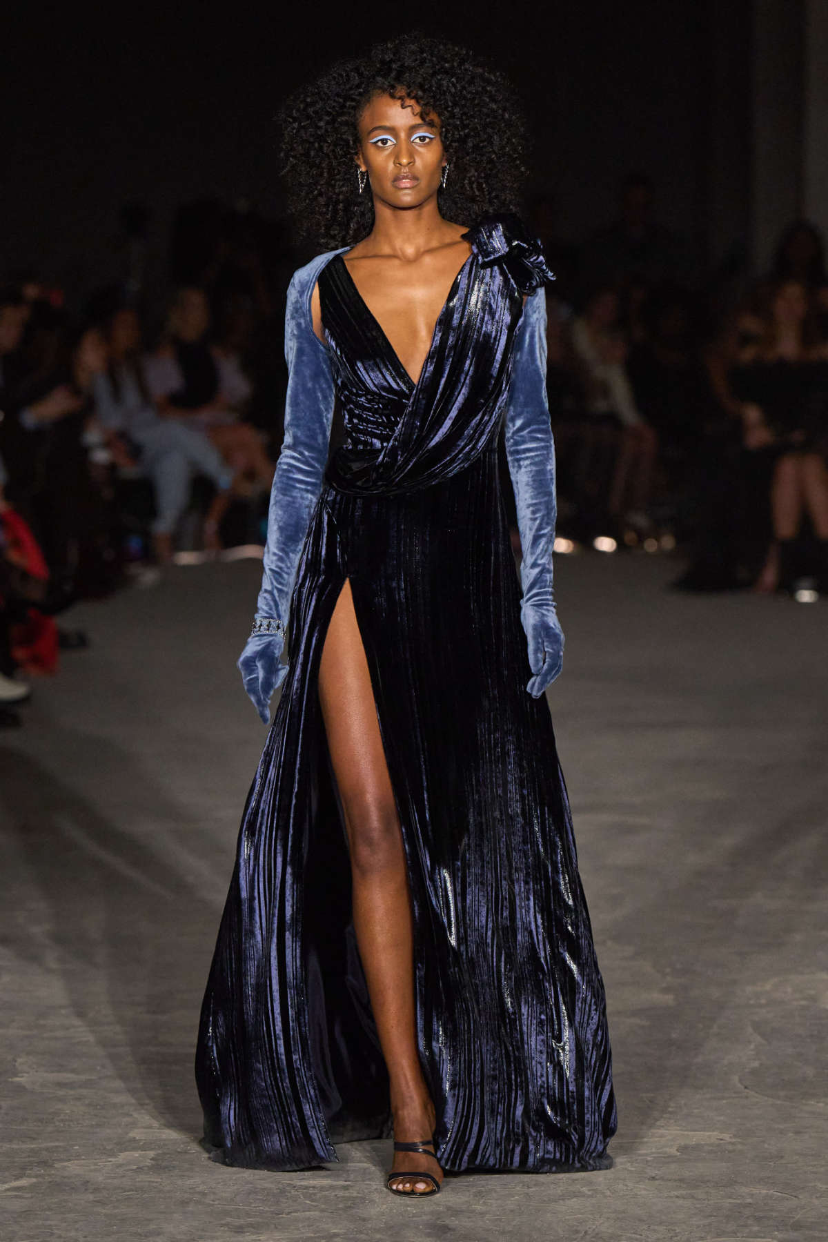 Christian Siriano Presents Its Fall/Winter 2022 Collection