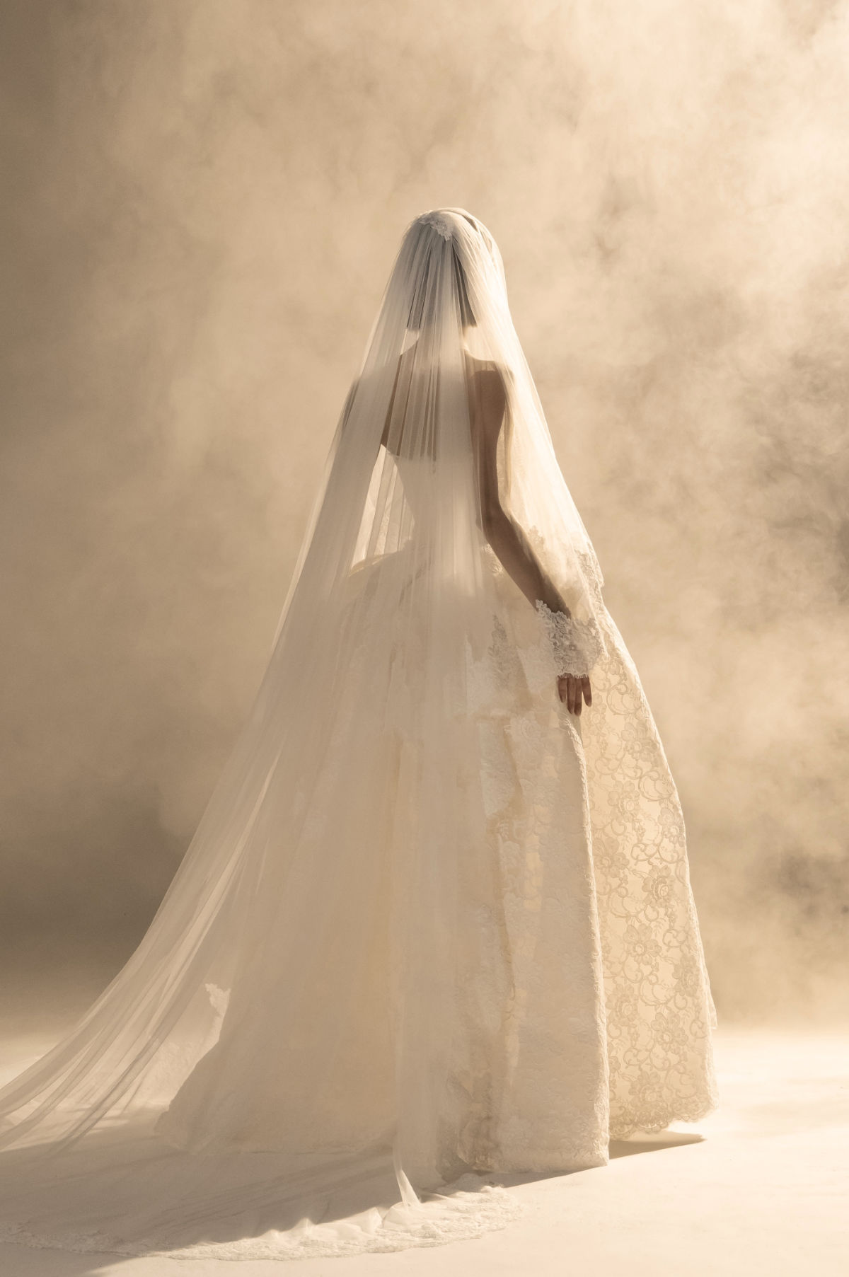 Stéphane Rolland Presents His New Bridal Collection: La Mariée 4