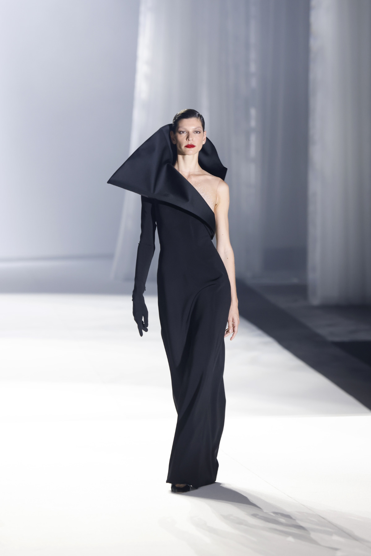 Stéphane Rolland Presents His New Haute Couture Fall-Winter 2024/25 Collection