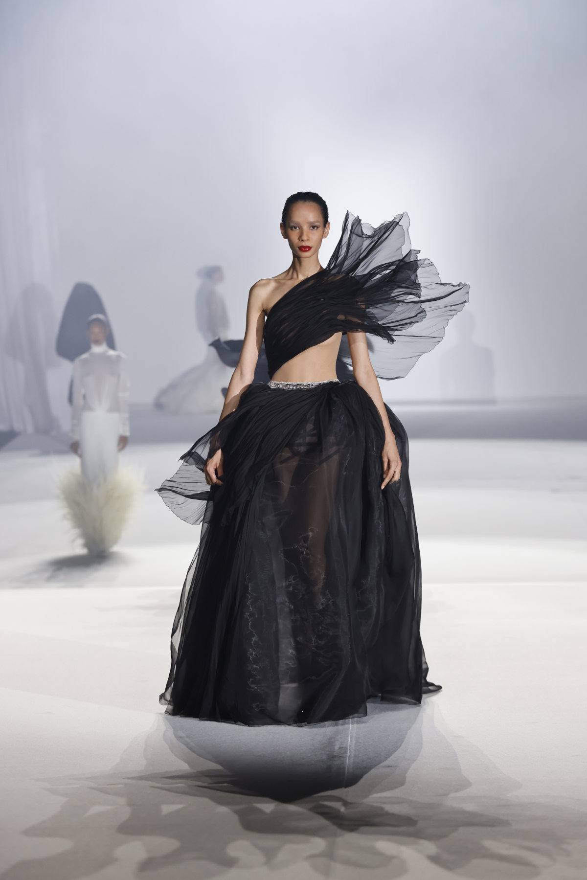 Stéphane Rolland Presents His New Haute Couture Fall-Winter 2024/25 Collection