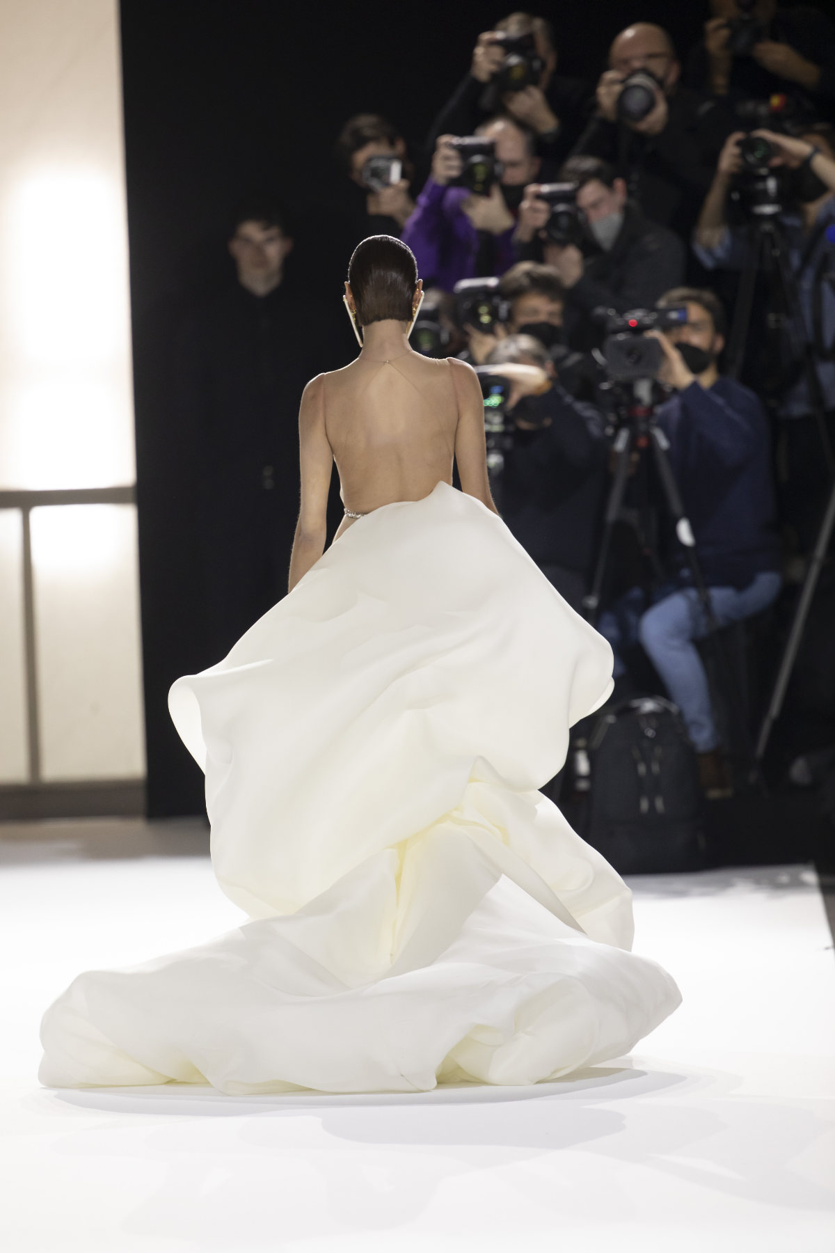 Stéphane Rolland Presents His Haute Couture Collection Spring-Summer 2022