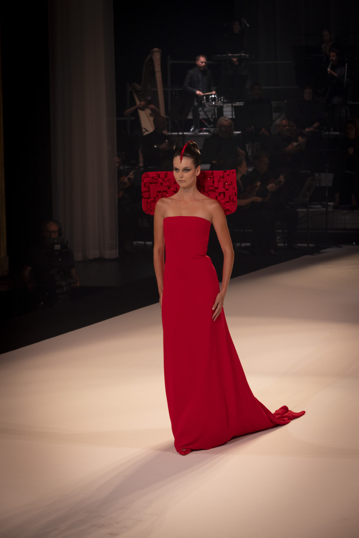 Stéphane Rolland Presents His New Fall Winter 2025-26 Haute Couture Collection