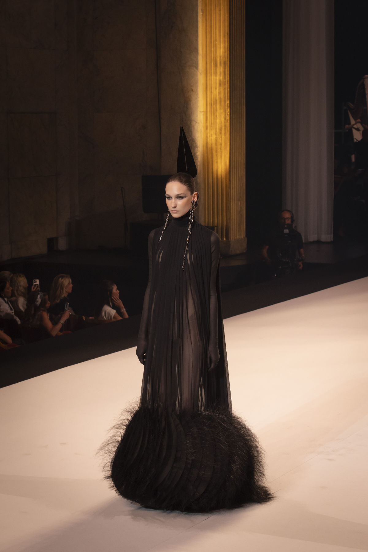 Stéphane Rolland Presents His New Fall Winter 2025-26 Haute Couture Collection