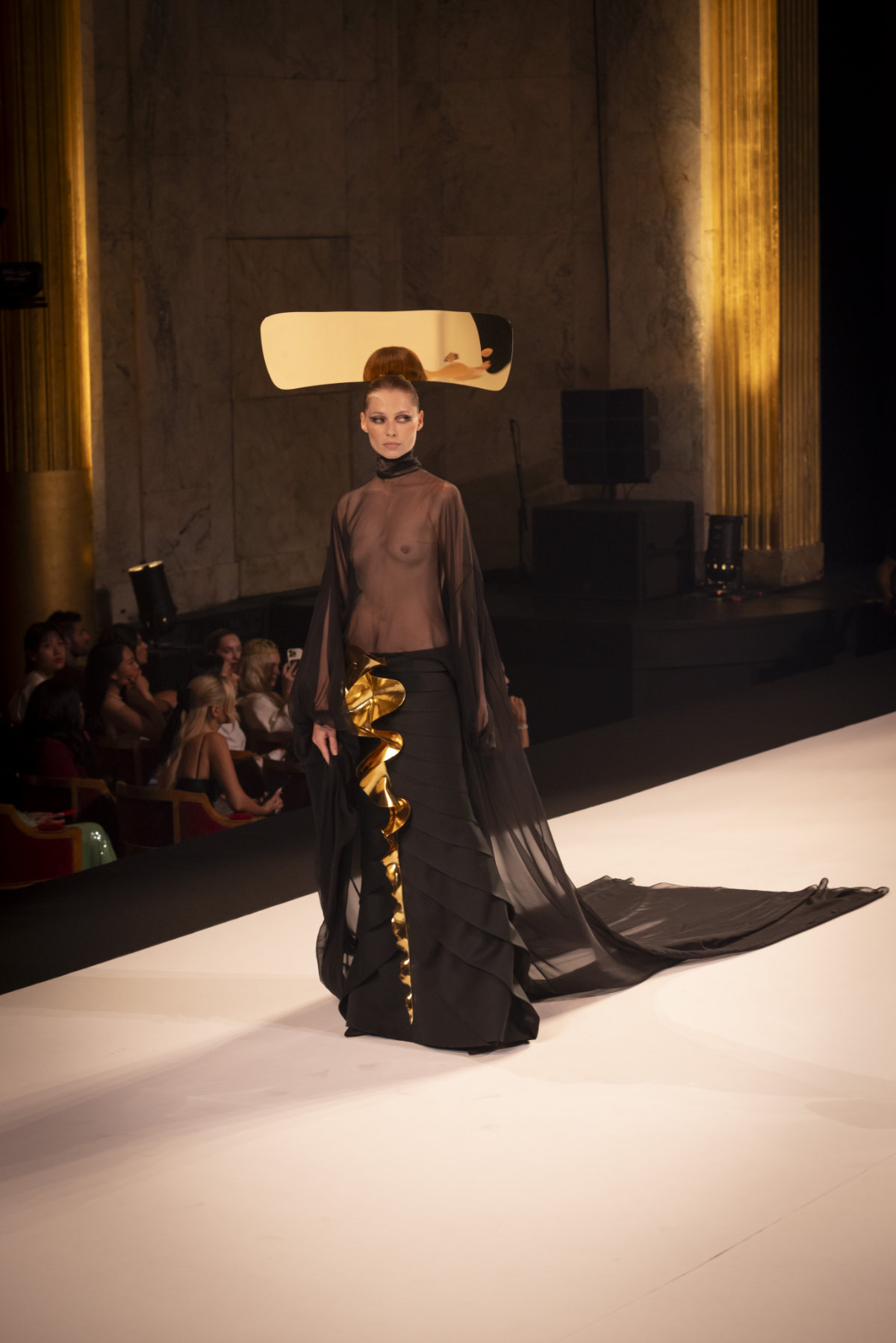 Stéphane Rolland Presents His New Fall Winter 2025-26 Haute Couture Collection