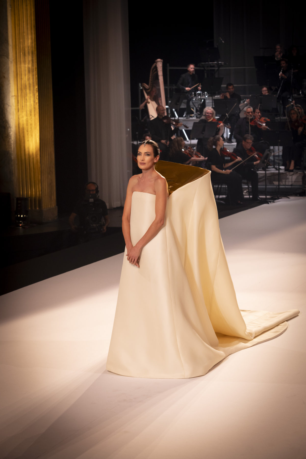 Stéphane Rolland Presents His New Fall Winter 2025-26 Haute Couture Collection