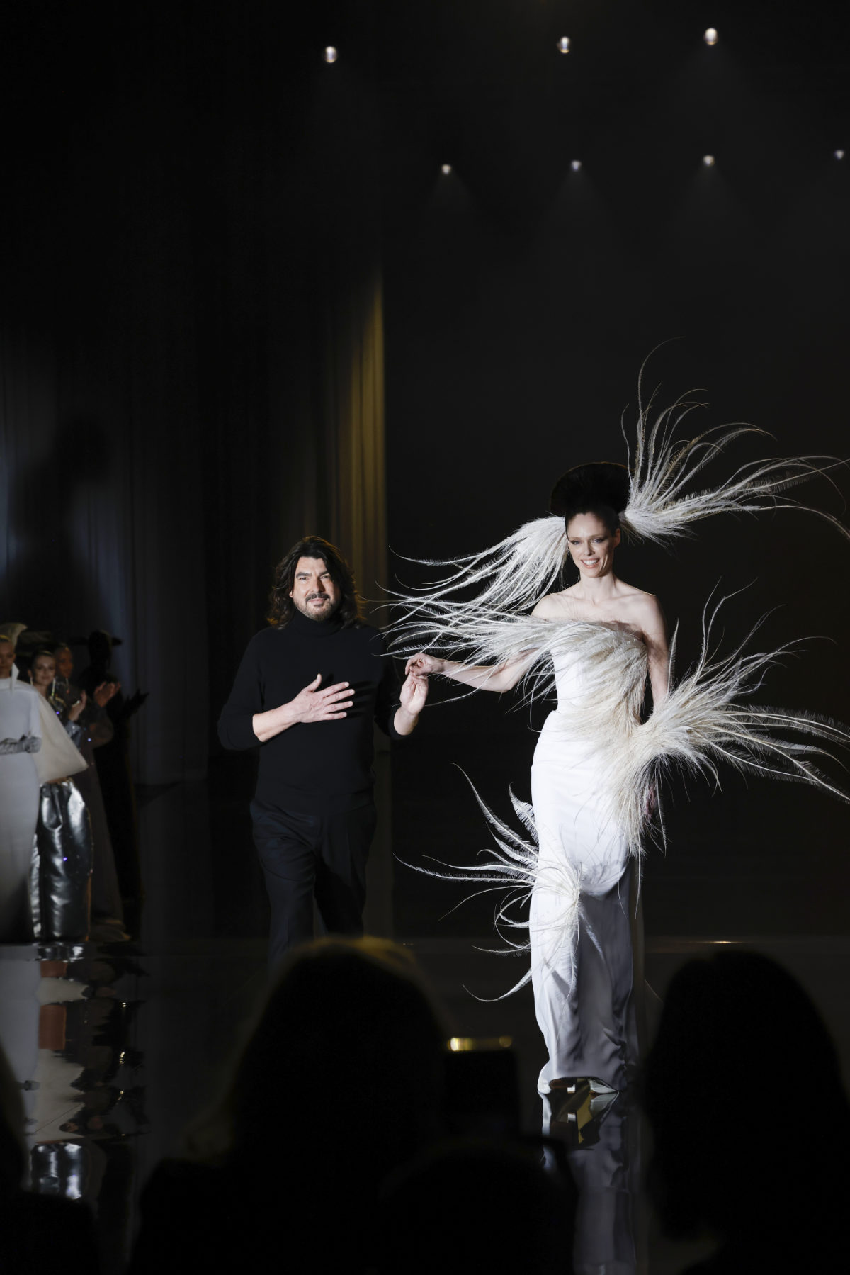 Stéphane Rolland Presents His New Spring-Summer 2025 Haute Couture Collection: Origins