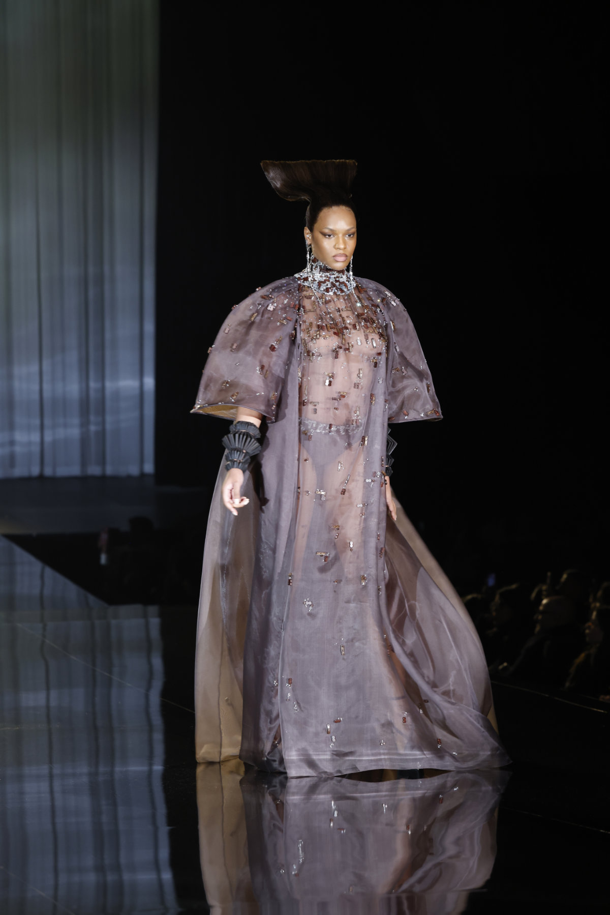 Stéphane Rolland Presents His New Spring-Summer 2025 Haute Couture Collection: Origins