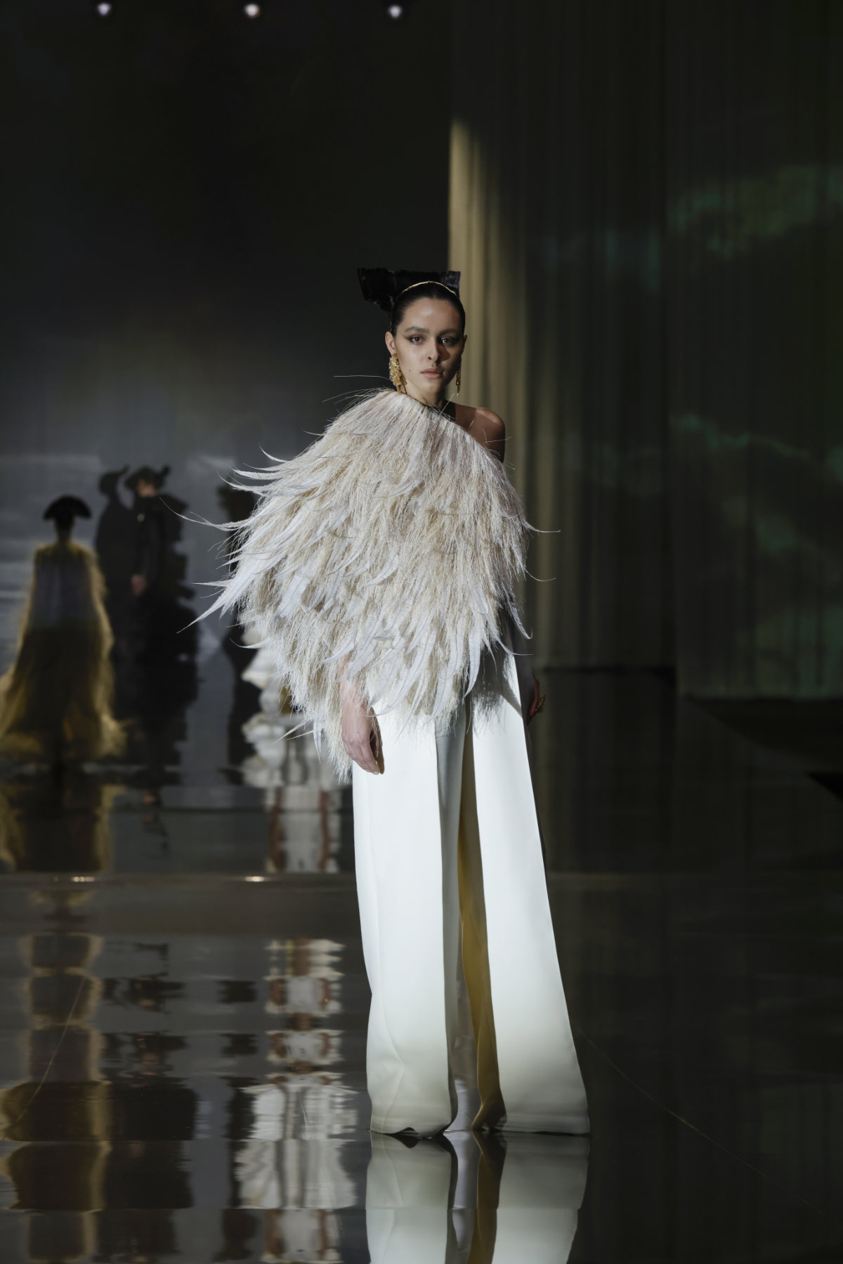 Stéphane Rolland Presents His New Spring-Summer 2025 Haute Couture Collection: Origins