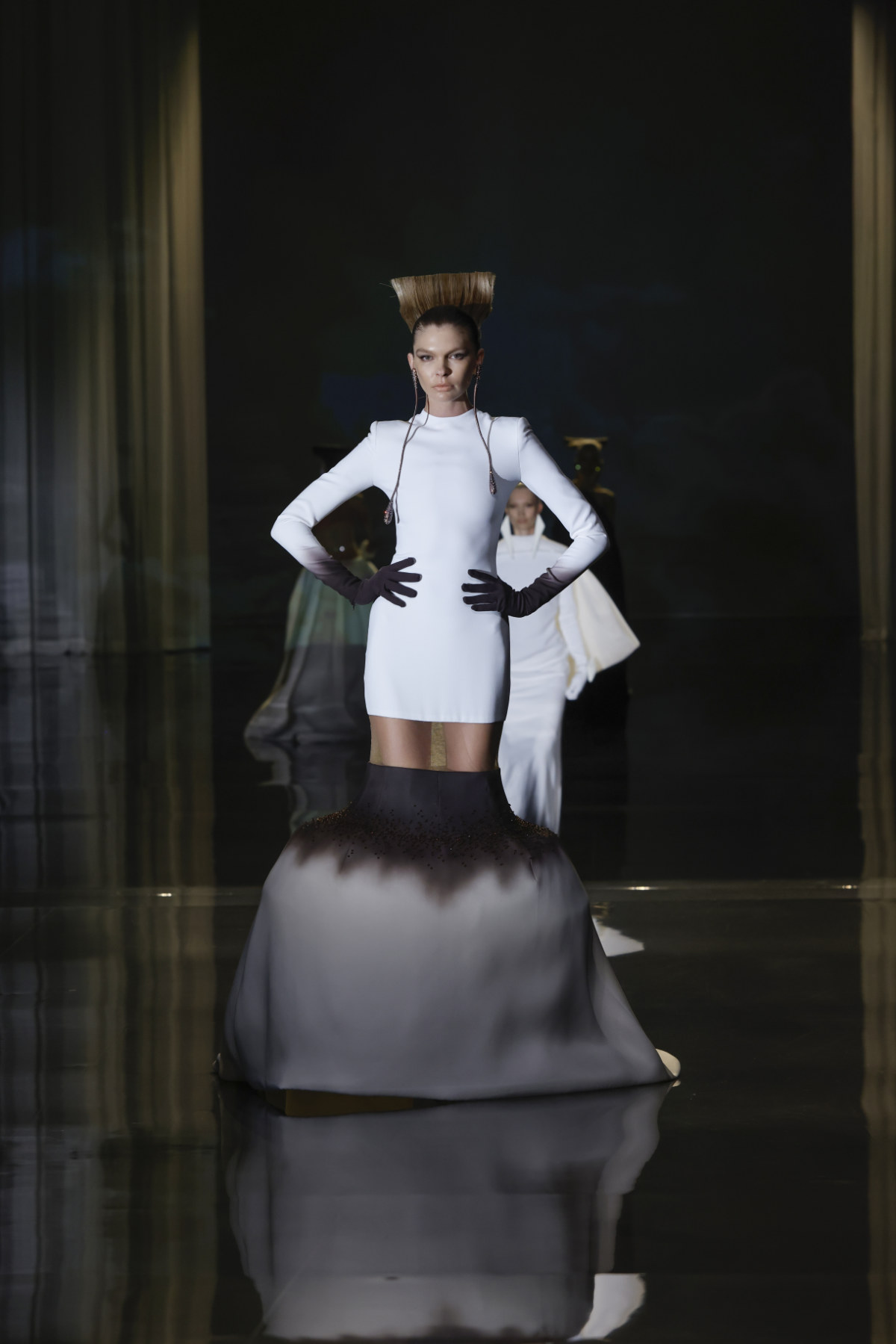 Stéphane Rolland Presents His New Spring-Summer 2025 Haute Couture Collection: Origins