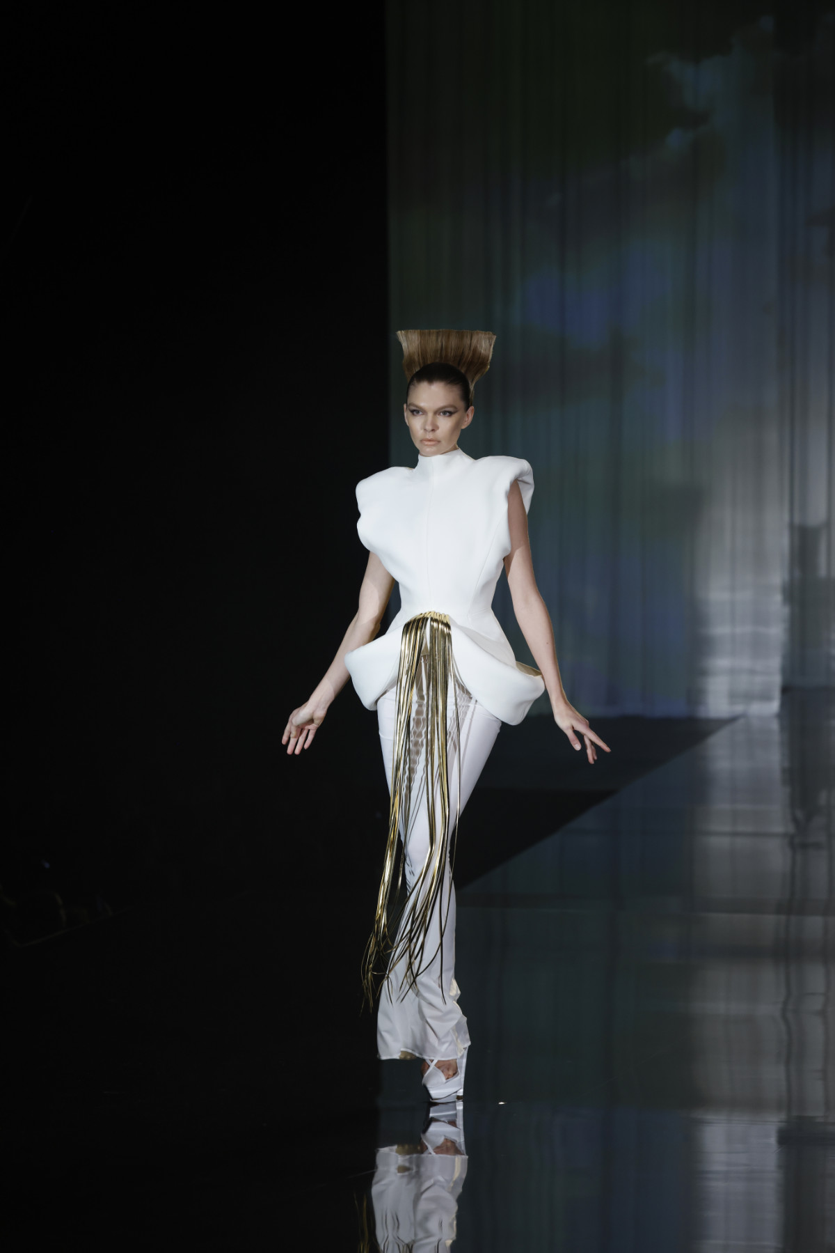 Stéphane Rolland Presents His New Spring-Summer 2025 Haute Couture Collection: Origins