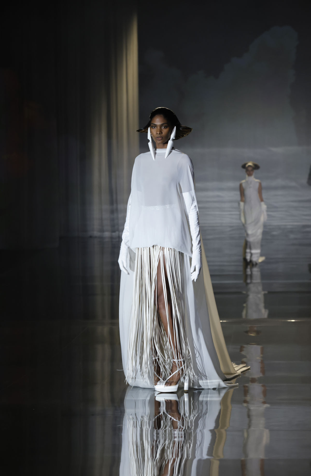 Stéphane Rolland Presents His New Spring-Summer 2025 Haute Couture Collection: Origins