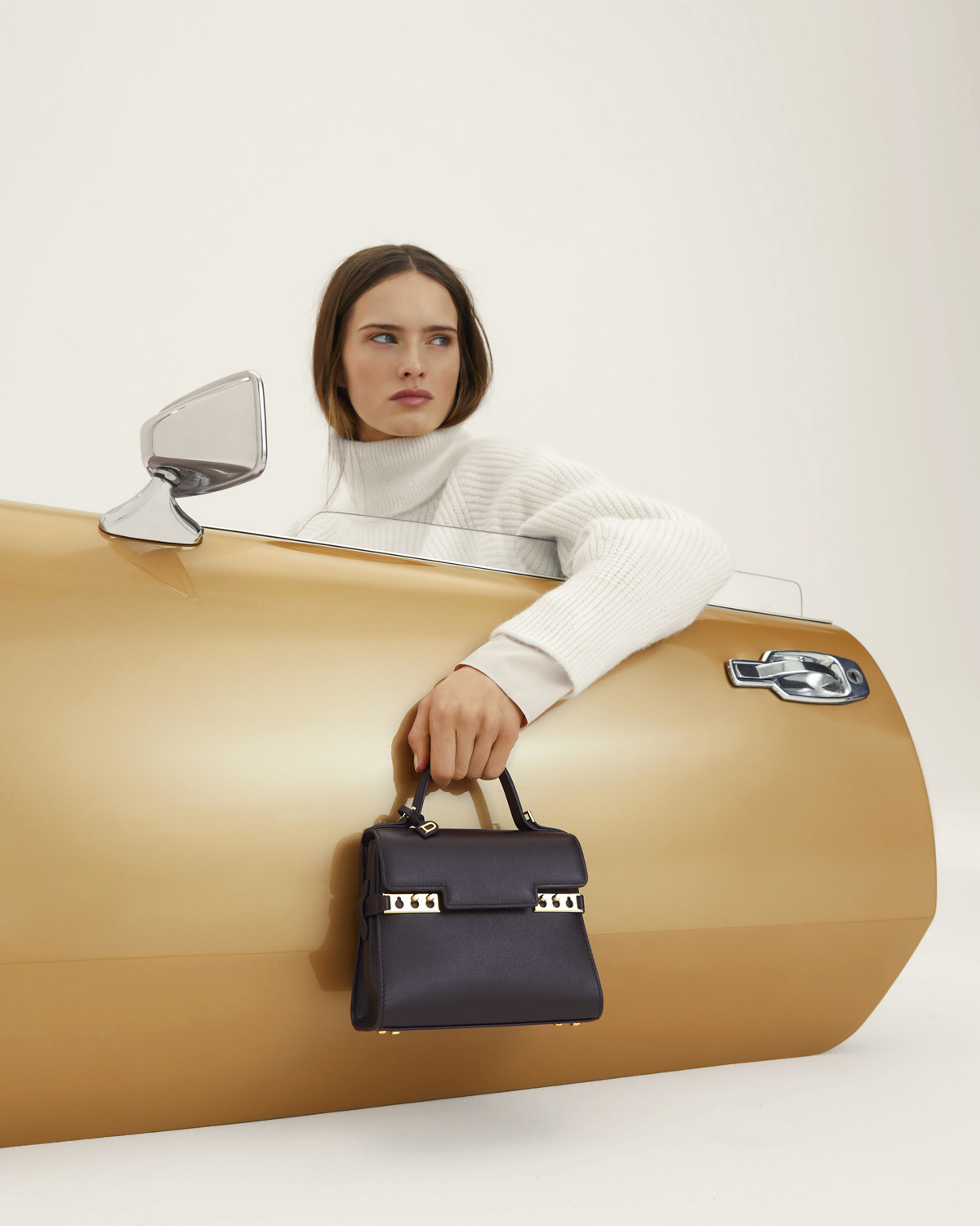 Delvaux Launches Its New Autumn-Winter 2021 Collection: Ode To The Road - Mythical Highway