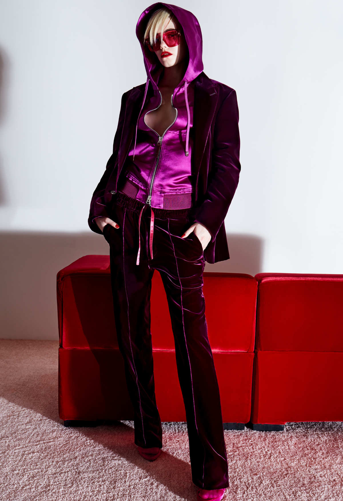 Tom Ford Presents His New Autumn/Winter 2022 Womenswear Collection
