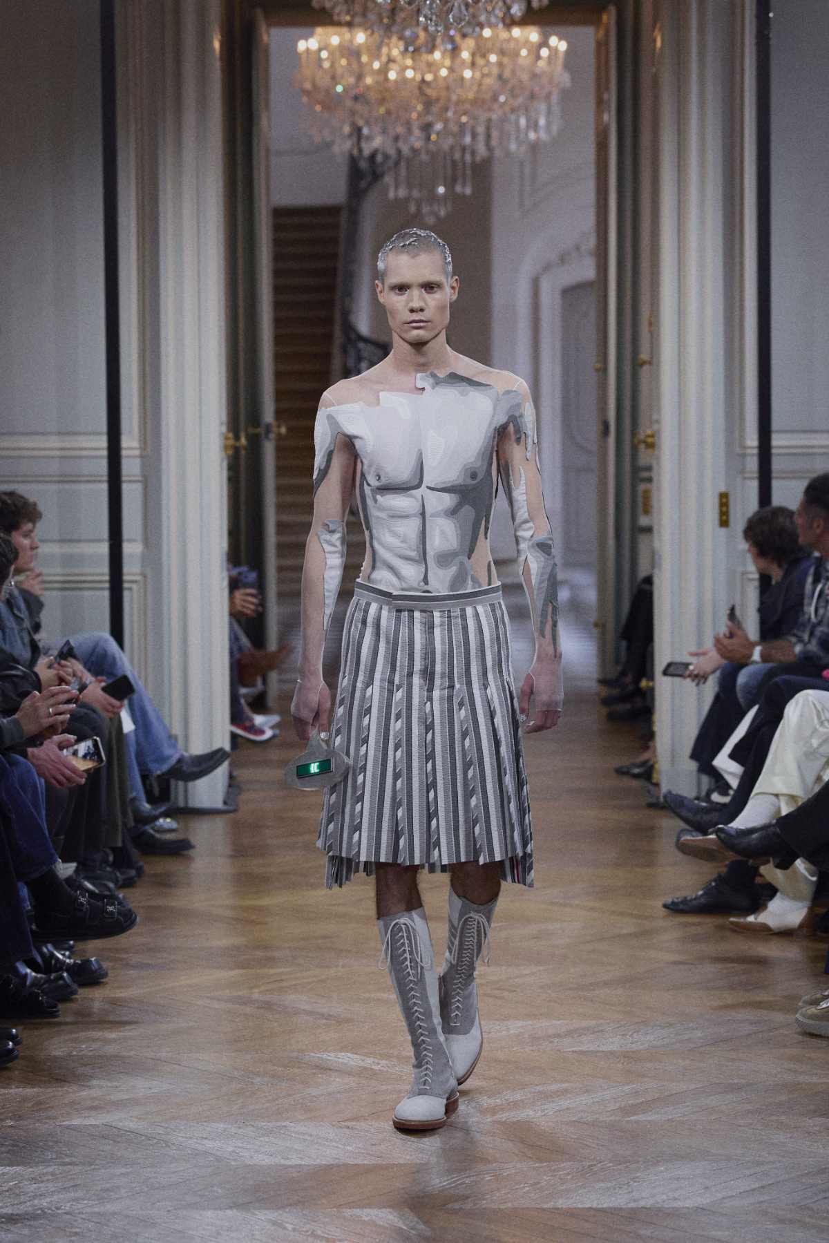 Thom Browne Spring 2026: Cosmic Tailoring Meets Avant-Garde Parisian Luxury