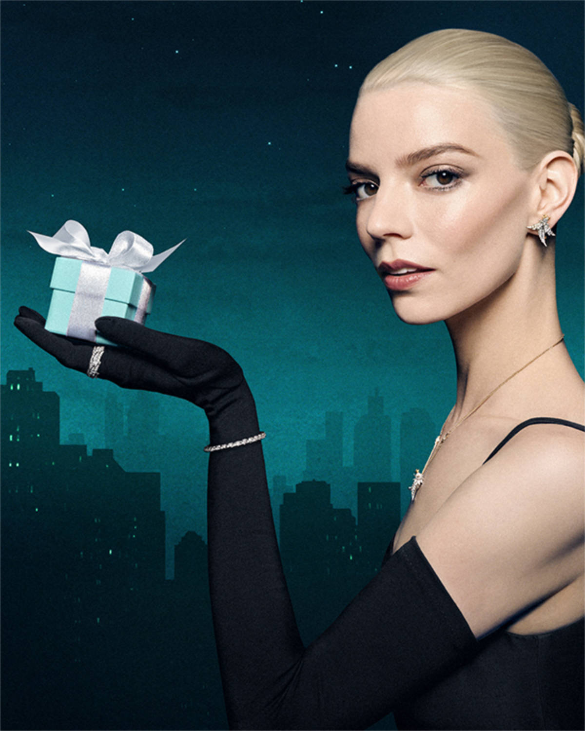 Tiffany & Co. 2025 Holiday Campaign Celebrates Love As Luxury