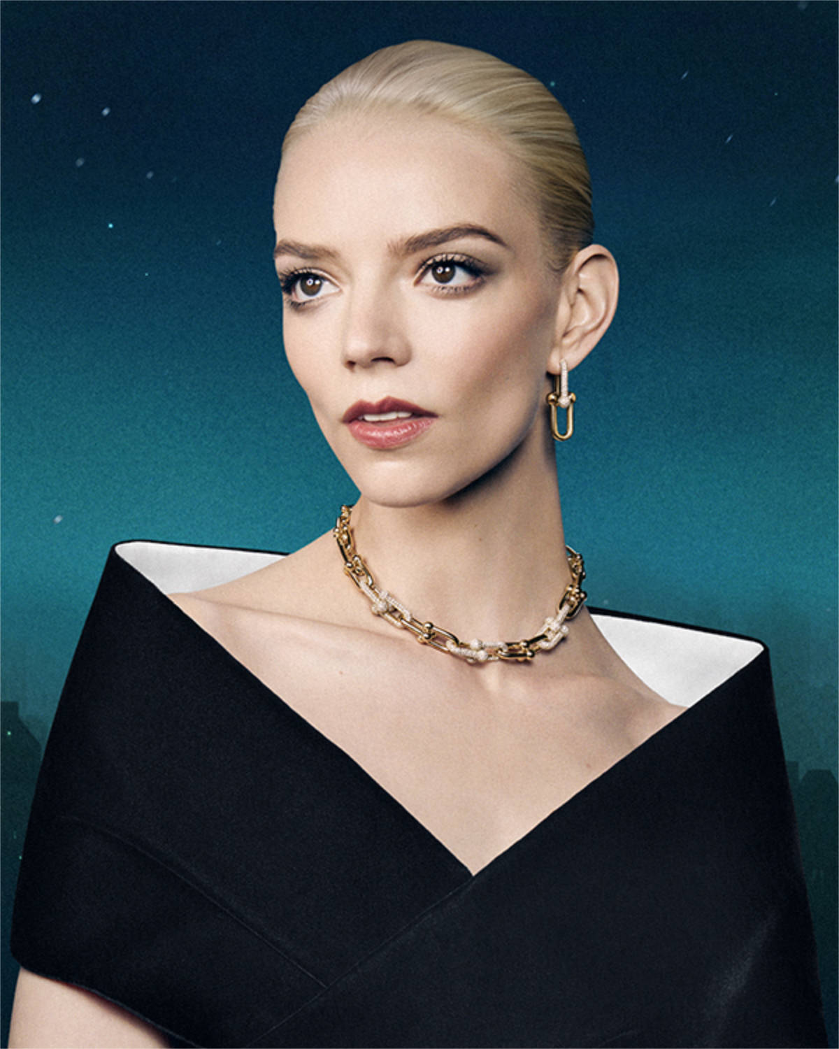 Tiffany & Co. 2025 Holiday Campaign Celebrates Love As Luxury