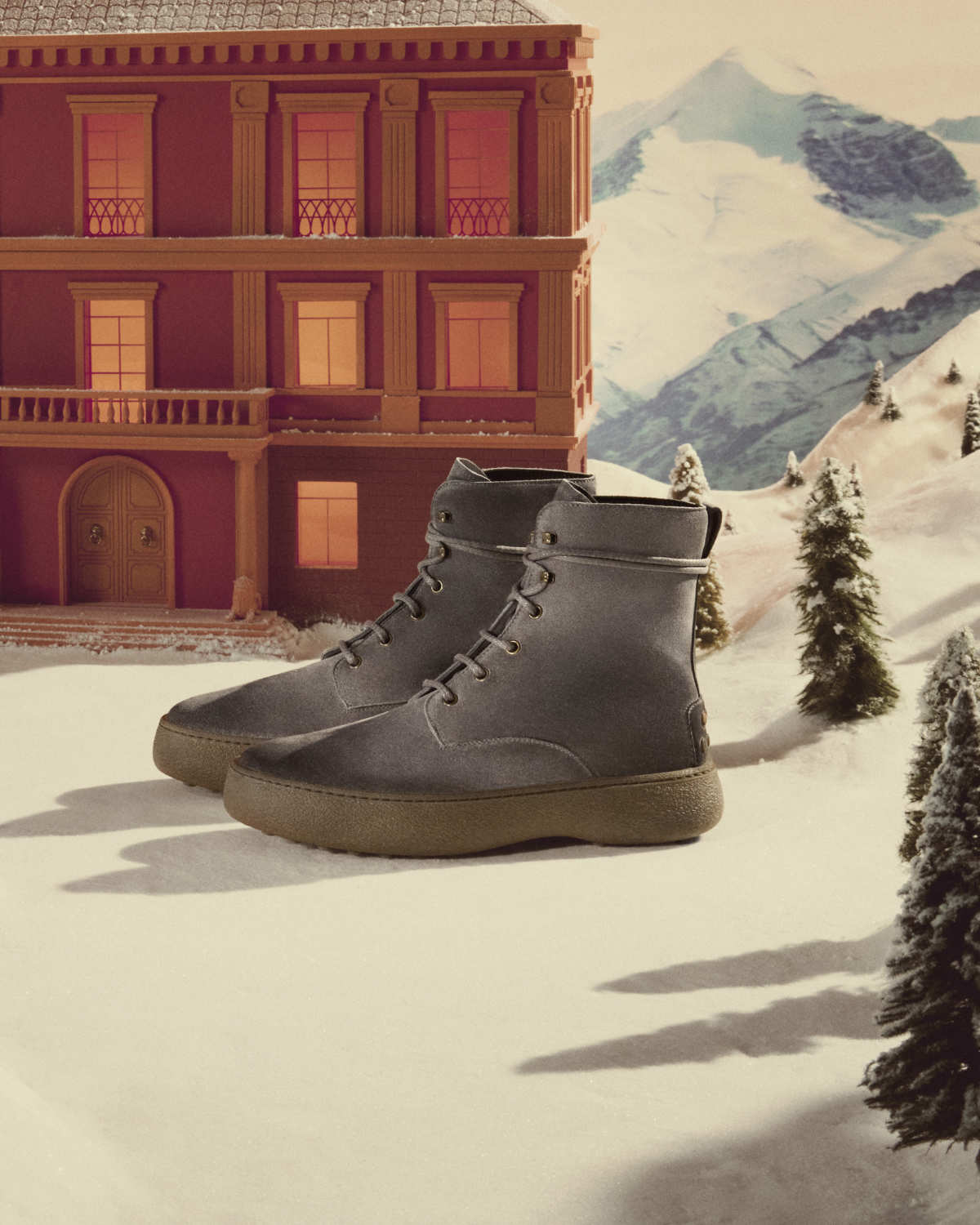 Tod's Presents Its New Holiday Collection 2023