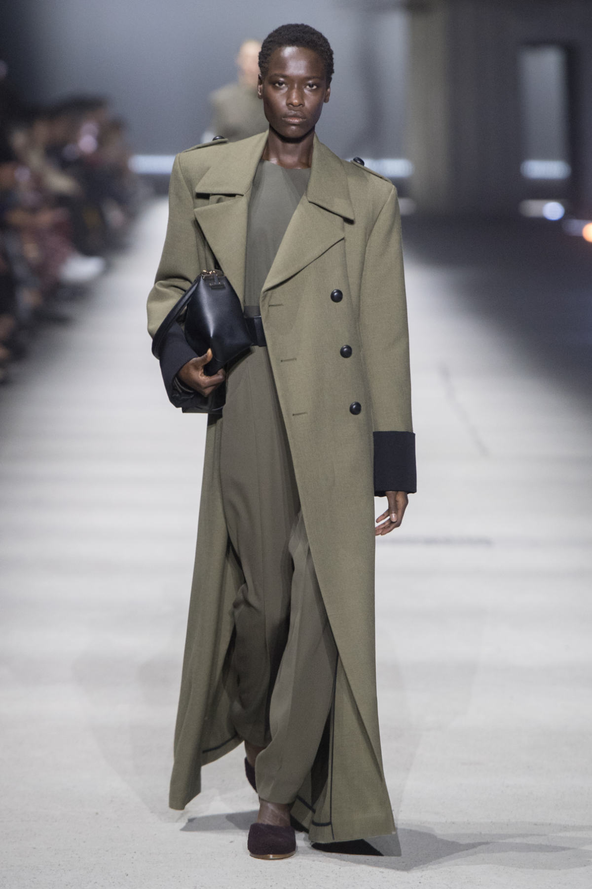 Tod’s Presents Its New Fall Winter 2023/24 Women’s Collection: Italian Feeling