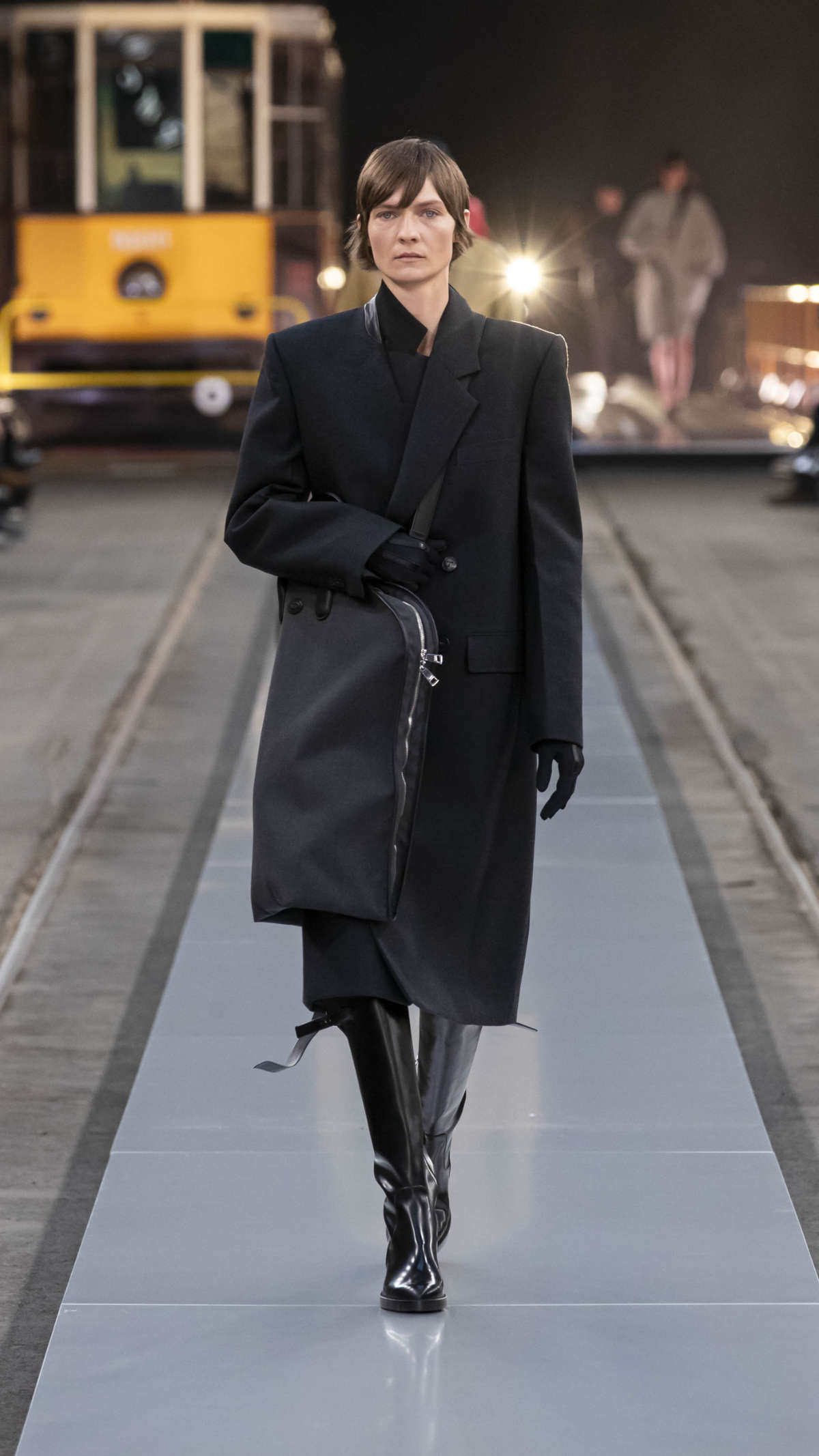 Tod's Presents Its New Women’s Fall-Winter 2024/25 Collection: Tod's In Motion