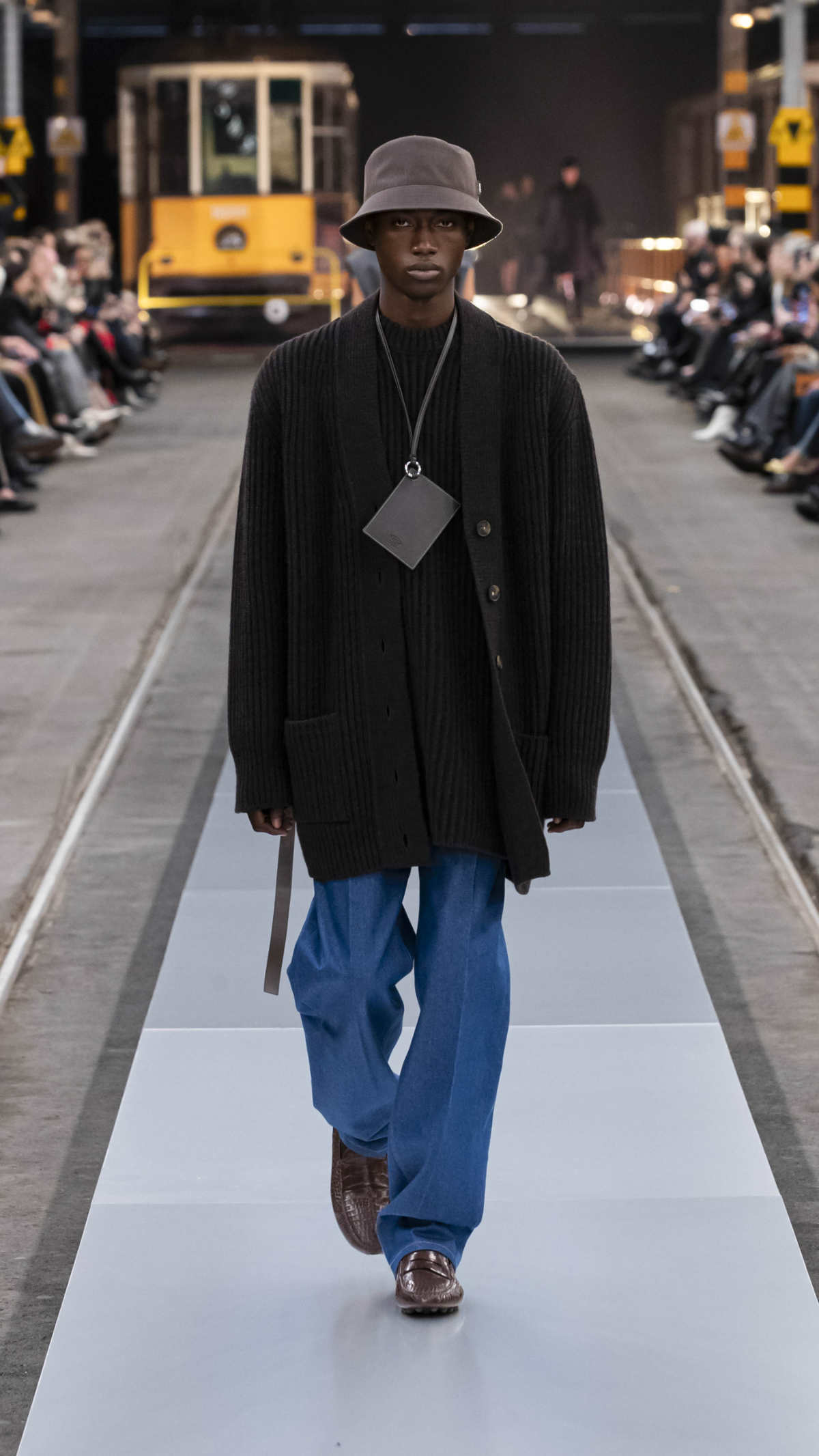 Tod's Presents Its New Women’s Fall-Winter 2024/25 Collection: Tod's In Motion