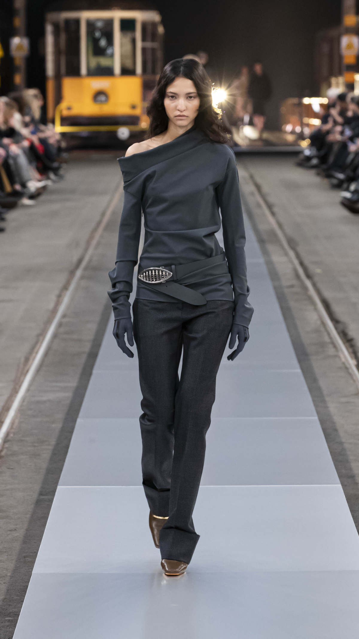 Tod's Presents Its New Women’s Fall-Winter 2024/25 Collection: Tod's In Motion