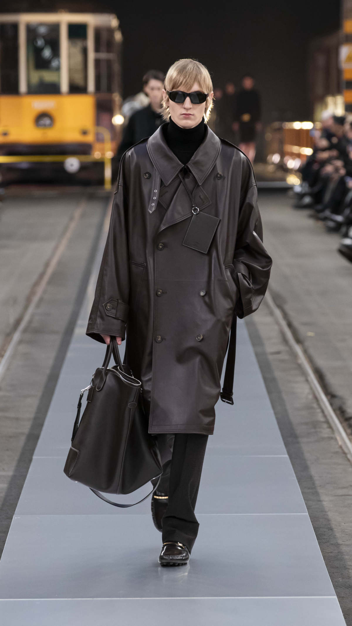 Tod's Presents Its New Women’s Fall-Winter 2024/25 Collection: Tod's In Motion