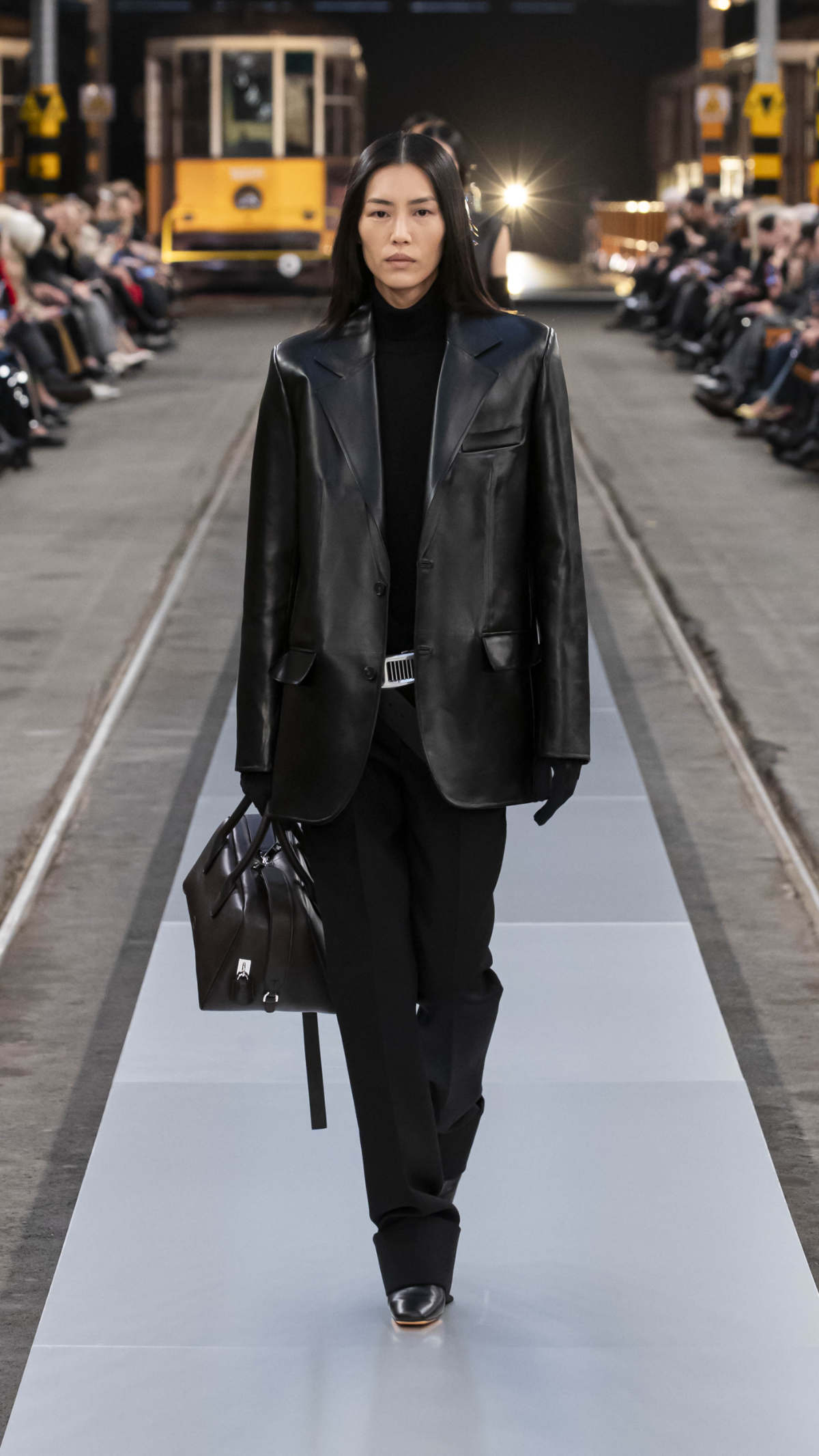 Tod's Presents Its New Women’s Fall-Winter 2024/25 Collection: Tod's In Motion