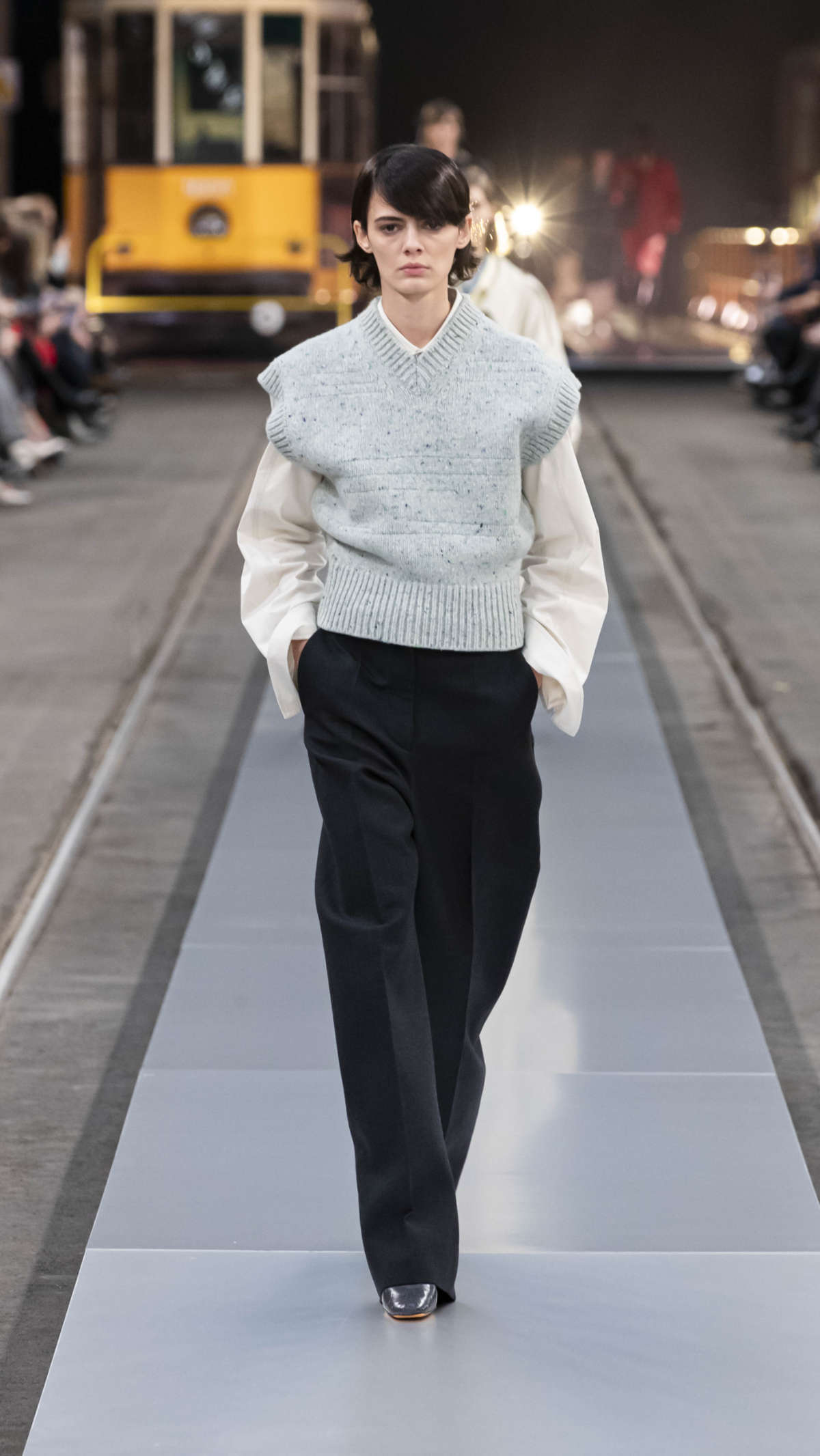 Tod's Presents Its New Women’s Fall-Winter 2024/25 Collection: Tod's In Motion