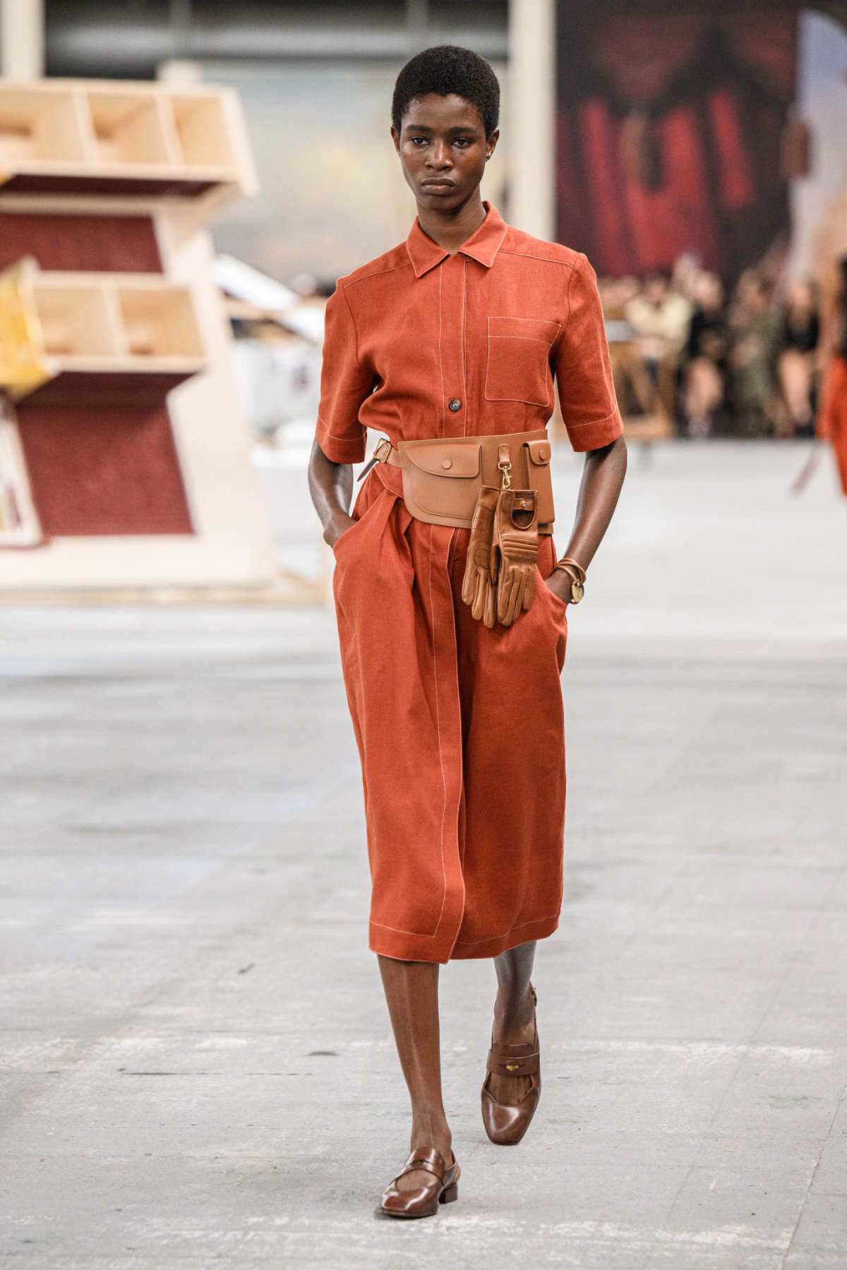 Tod's Presents Its New Women's Spring-Summer 2024 Collection: Fabrica