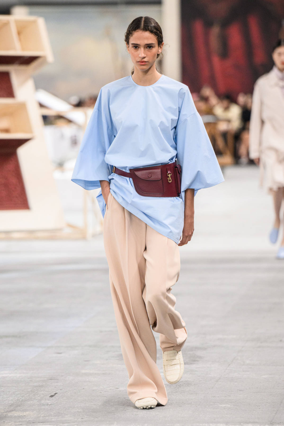 Tod's Presents Its New Women's Spring-Summer 2024 Collection: Fabrica