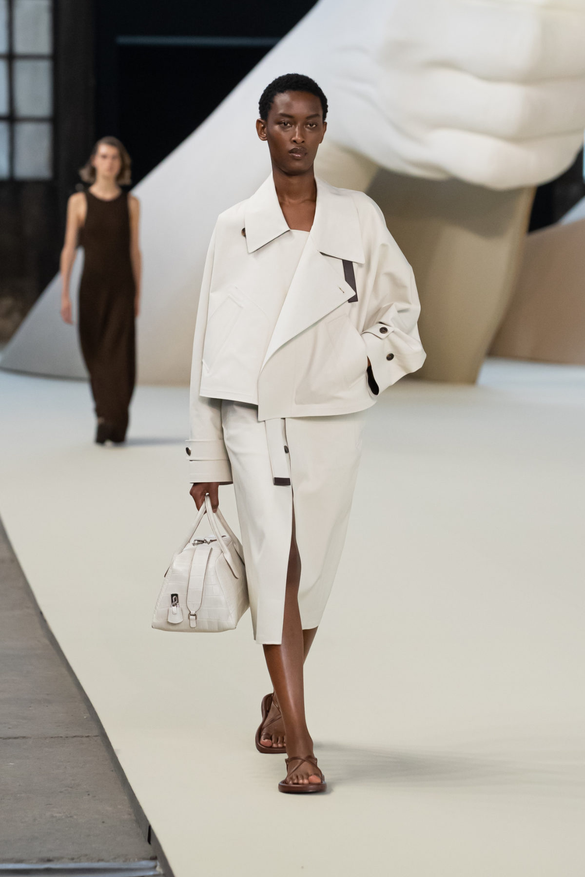 Tod's Presents Its New Women’s Spring-Summer 2025 Collection: Artisanal Intelligence