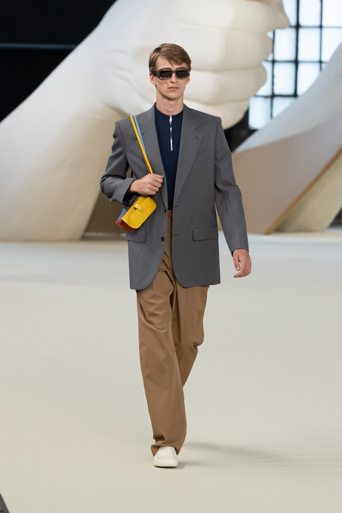 Tod's Presents Its New Women’s Spring-Summer 2025 Collection: Artisanal Intelligence