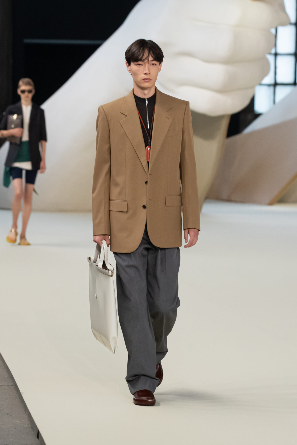 Tod's Presents Its New Women’s Spring-Summer 2025 Collection: Artisanal Intelligence