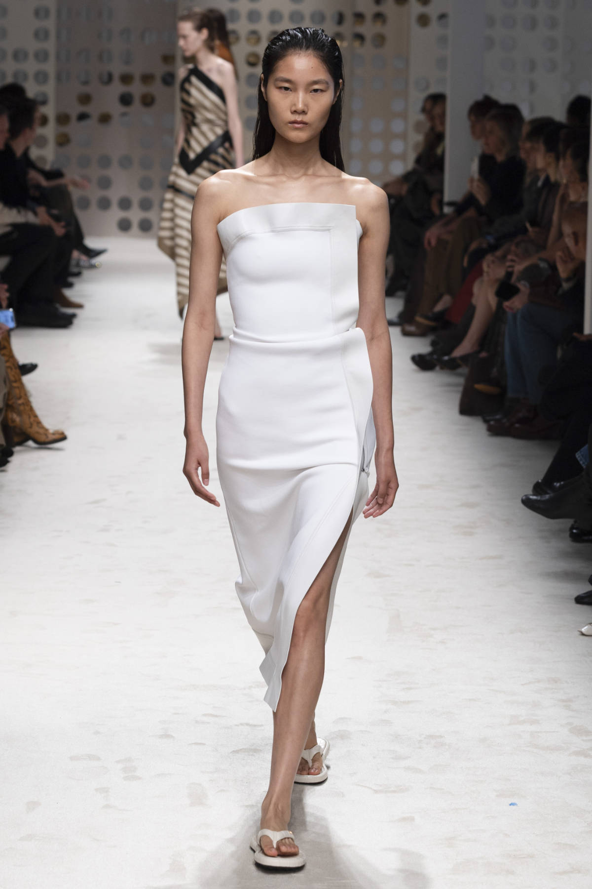 Tod’s Women’s Spring–Summer 2026: Leave Your Mark In Leather