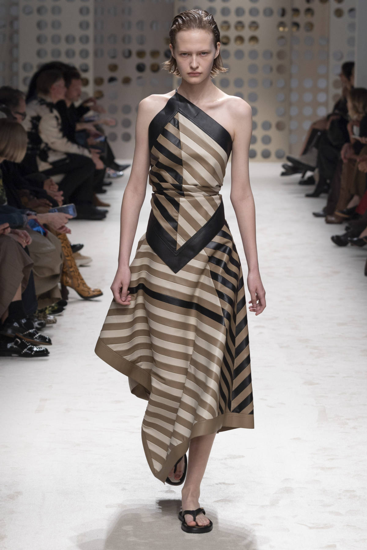 Tod’s Women’s Spring–Summer 2026: Leave Your Mark In Leather