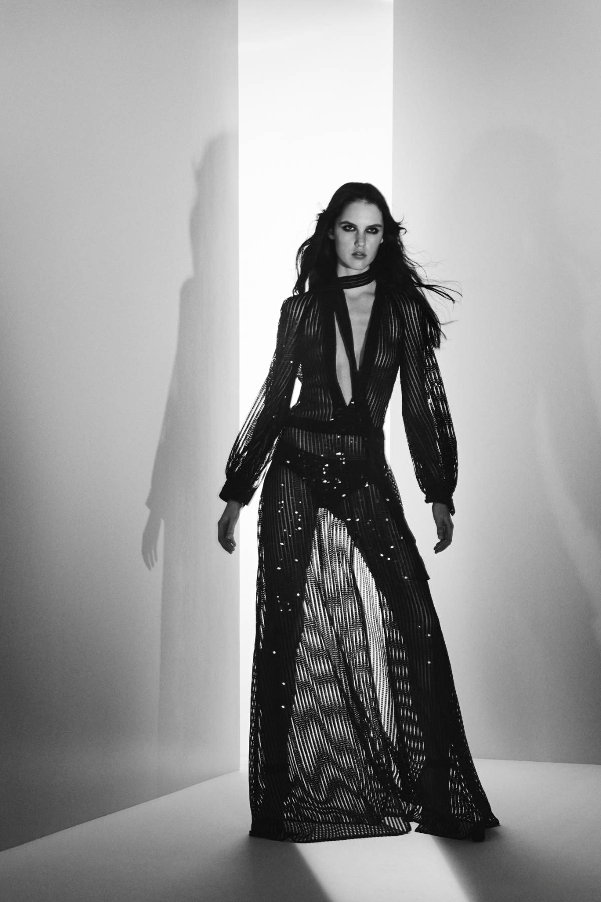 Tom Ford Presents Its New Summer 2025 Women's Collection