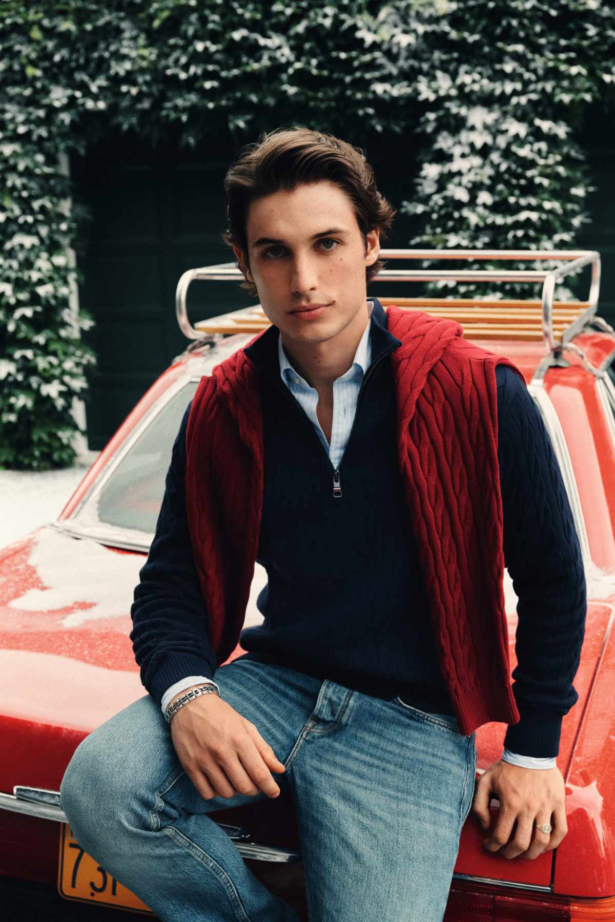 A Hilfiger Holiday: JISOO Embodies Festive Luxury In Tommy Hilfiger’s Holiday 2025 Campaign