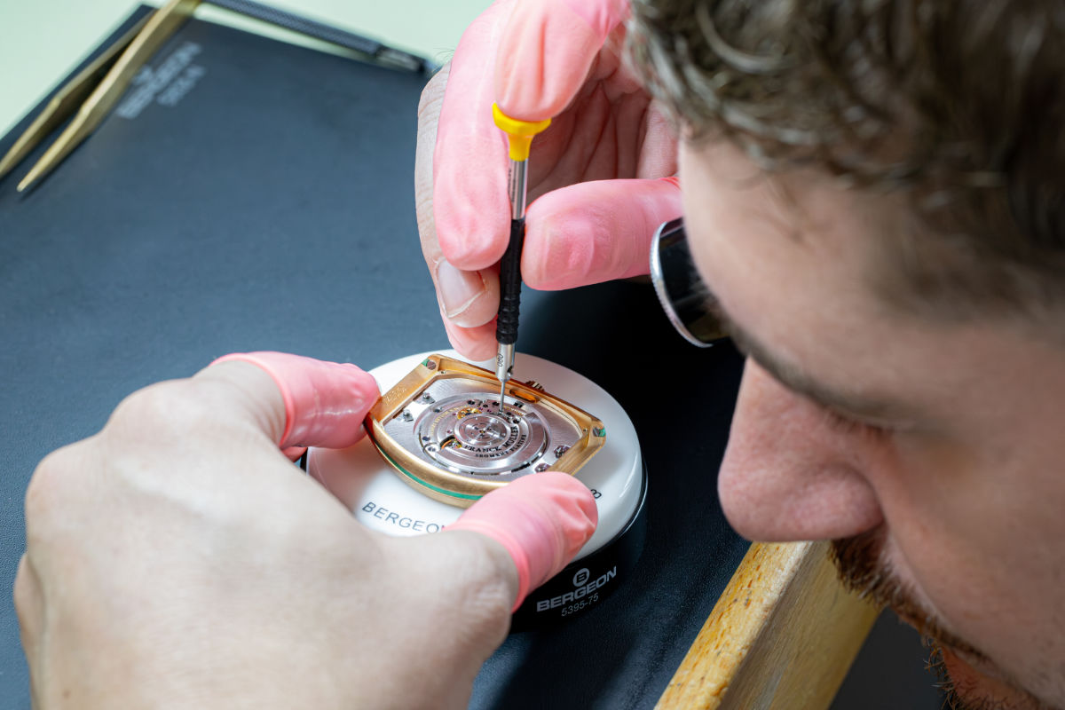 Franck Muller Vanguard Alquimiamc: A Living Canvas Of Time And Art