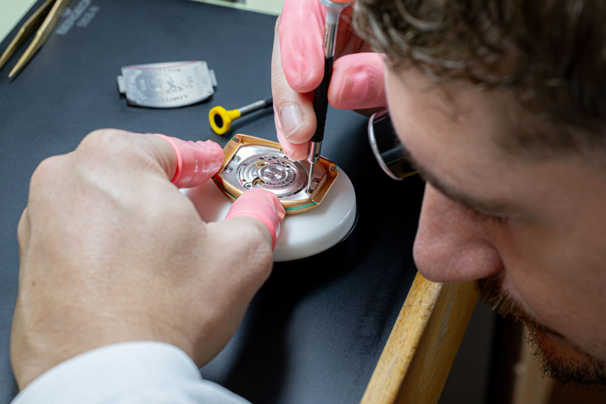 Franck Muller Vanguard Alquimiamc: A Living Canvas Of Time And Art