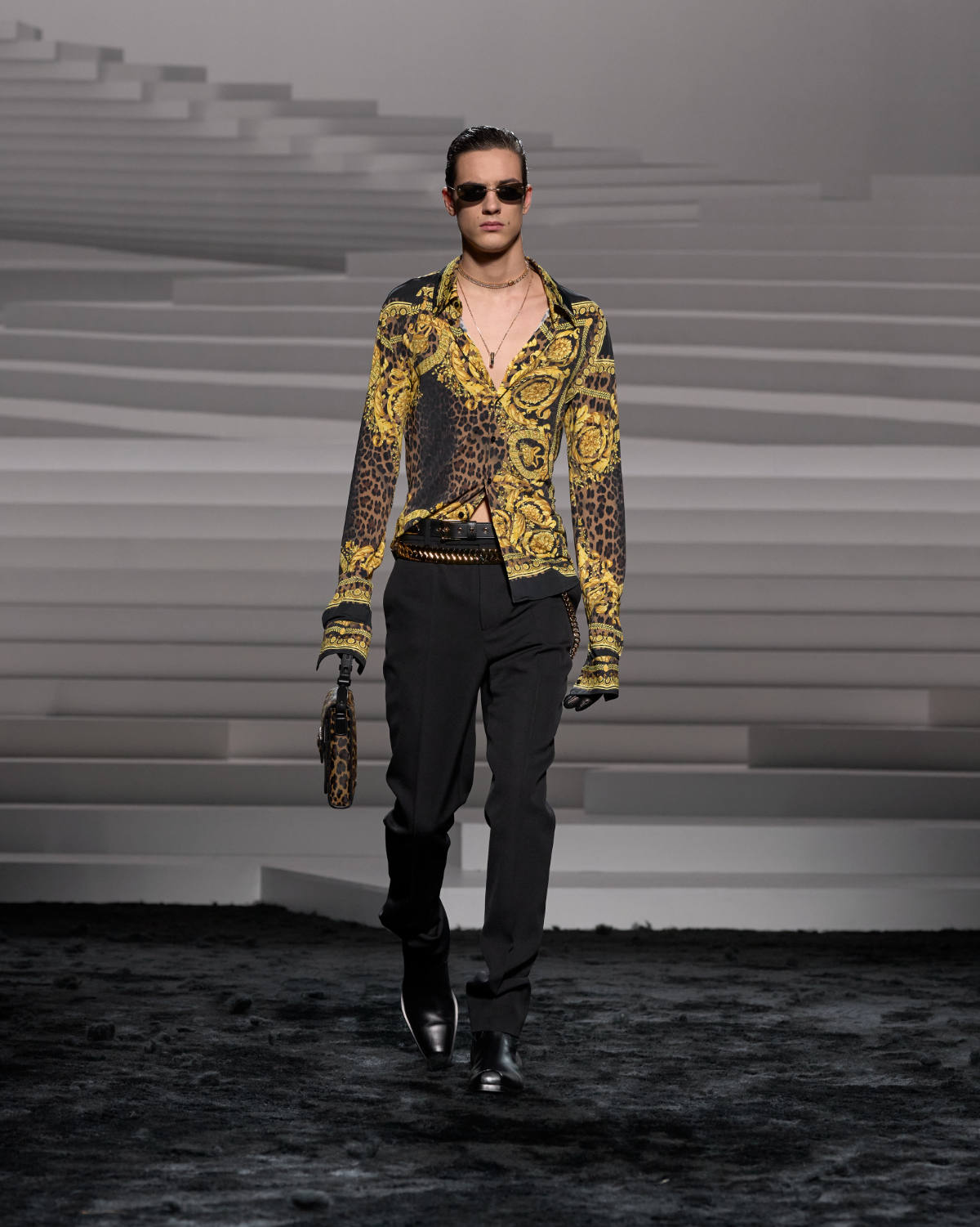 Versace Presents Its New Fall-Winter 2024 Collection