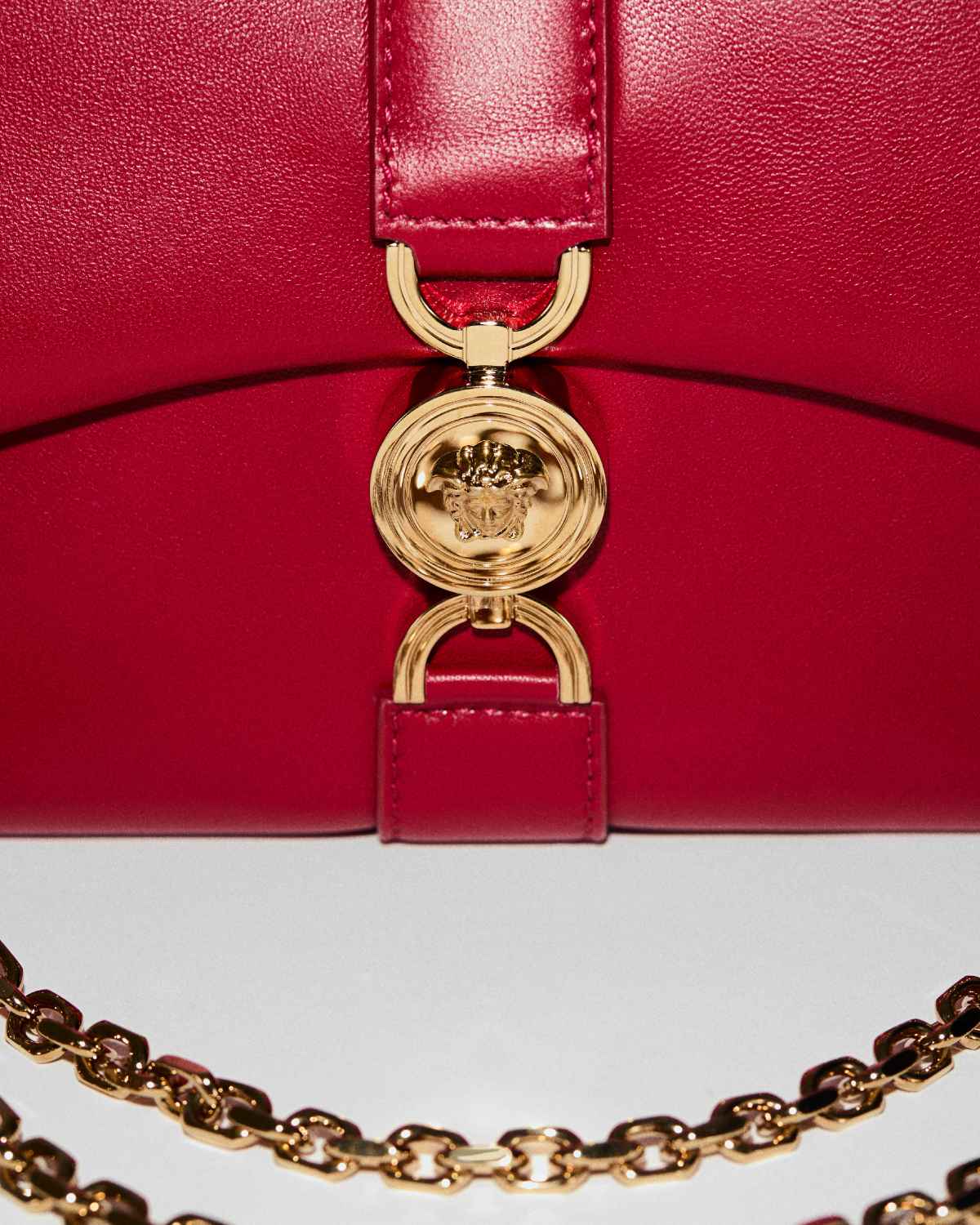 Versace Launches Its New Medusa 95 Kleio Bag Campaign Starring Ningning