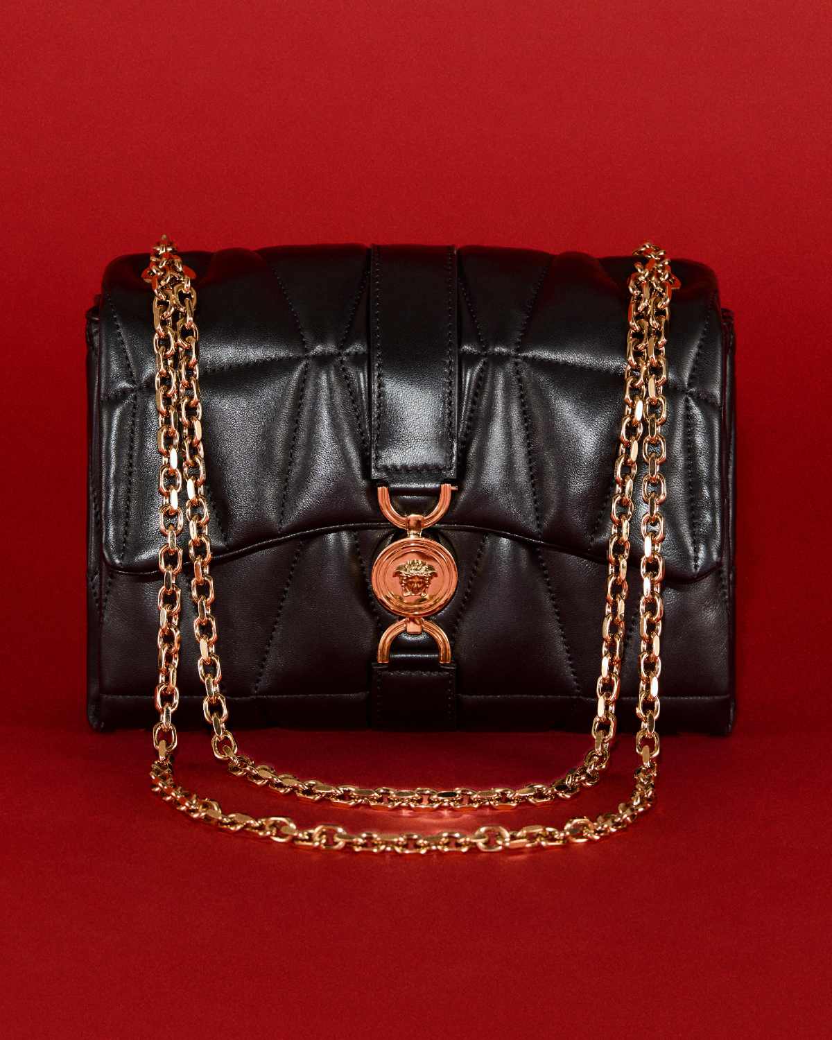 Versace Launches Its New Medusa 95 Kleio Bag Campaign Starring Ningning