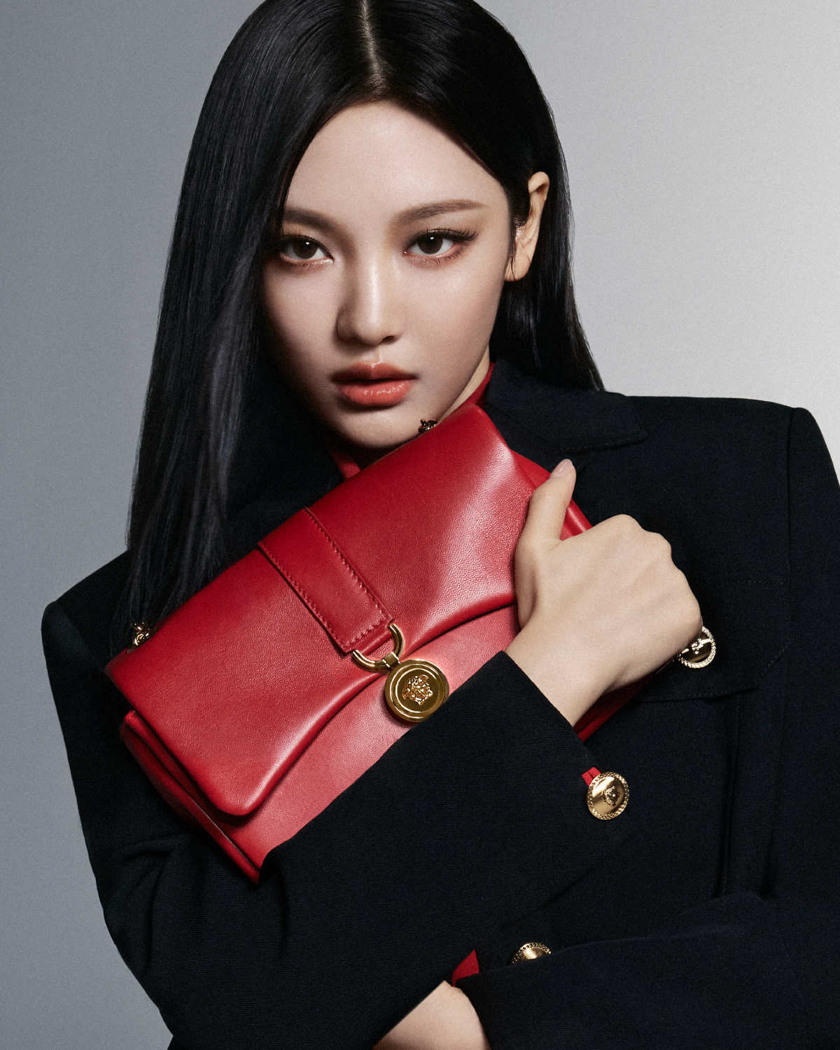 Versace Launches Its New Medusa 95 Kleio Bag Campaign Starring Ningning