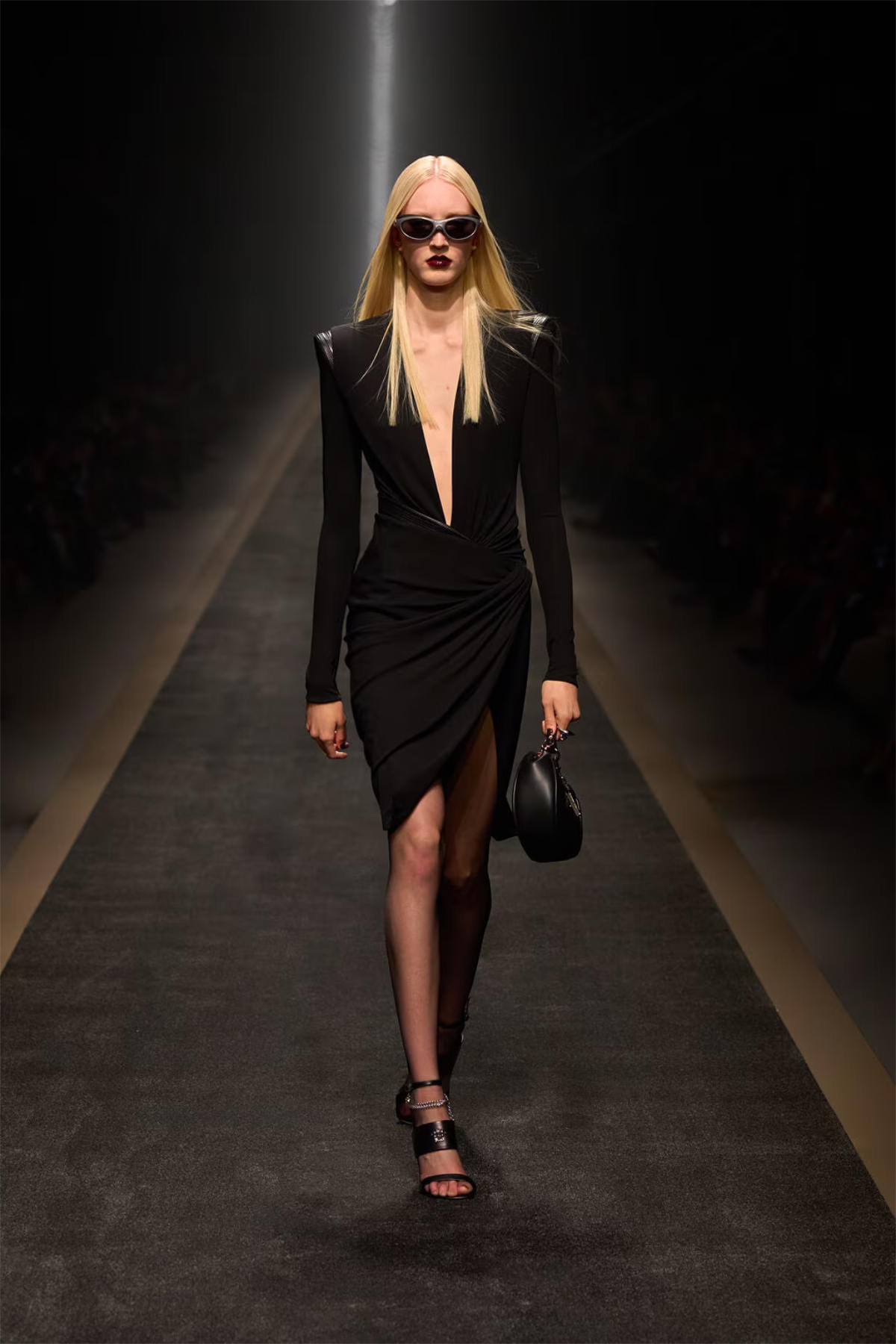 Versace Fall–Winter 2025: Where Power Meets Couture