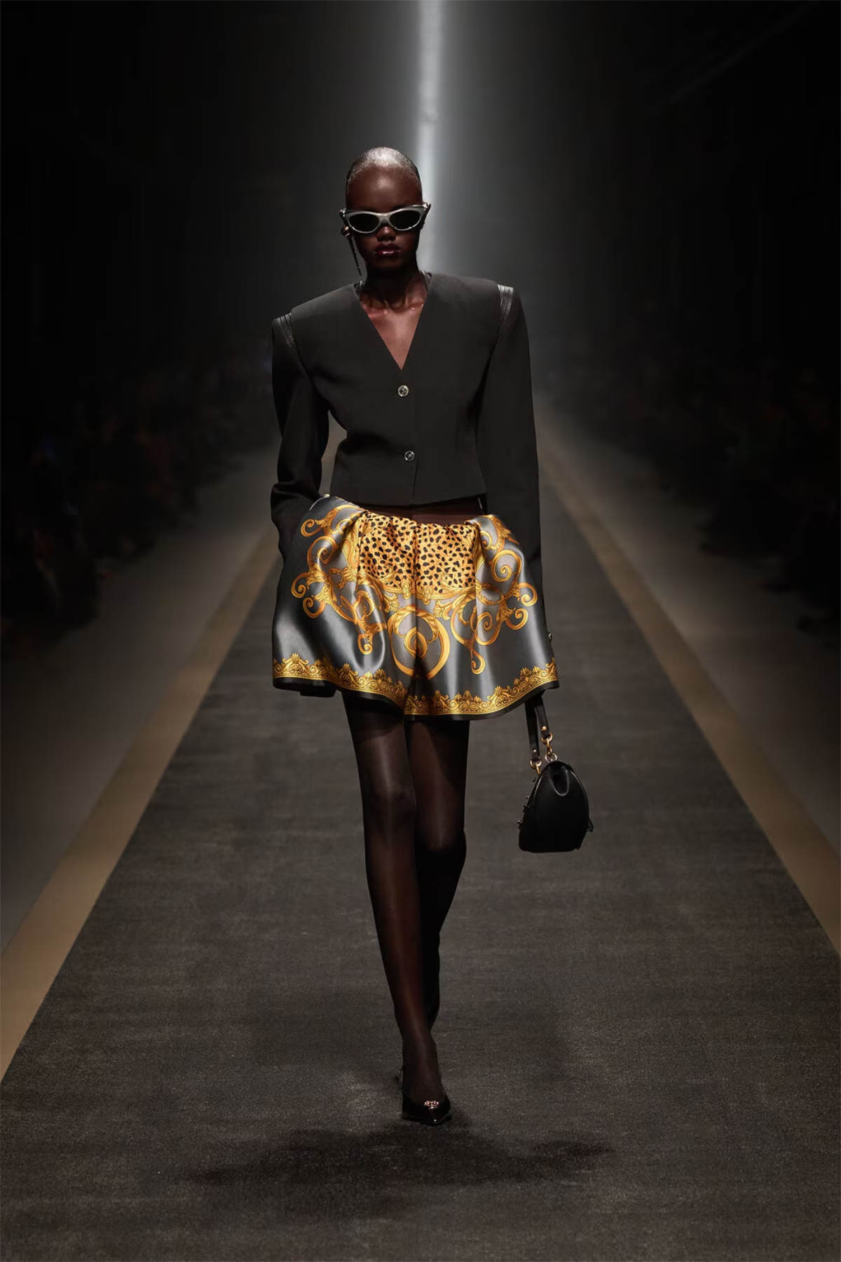Versace Fall–Winter 2025: Where Power Meets Couture