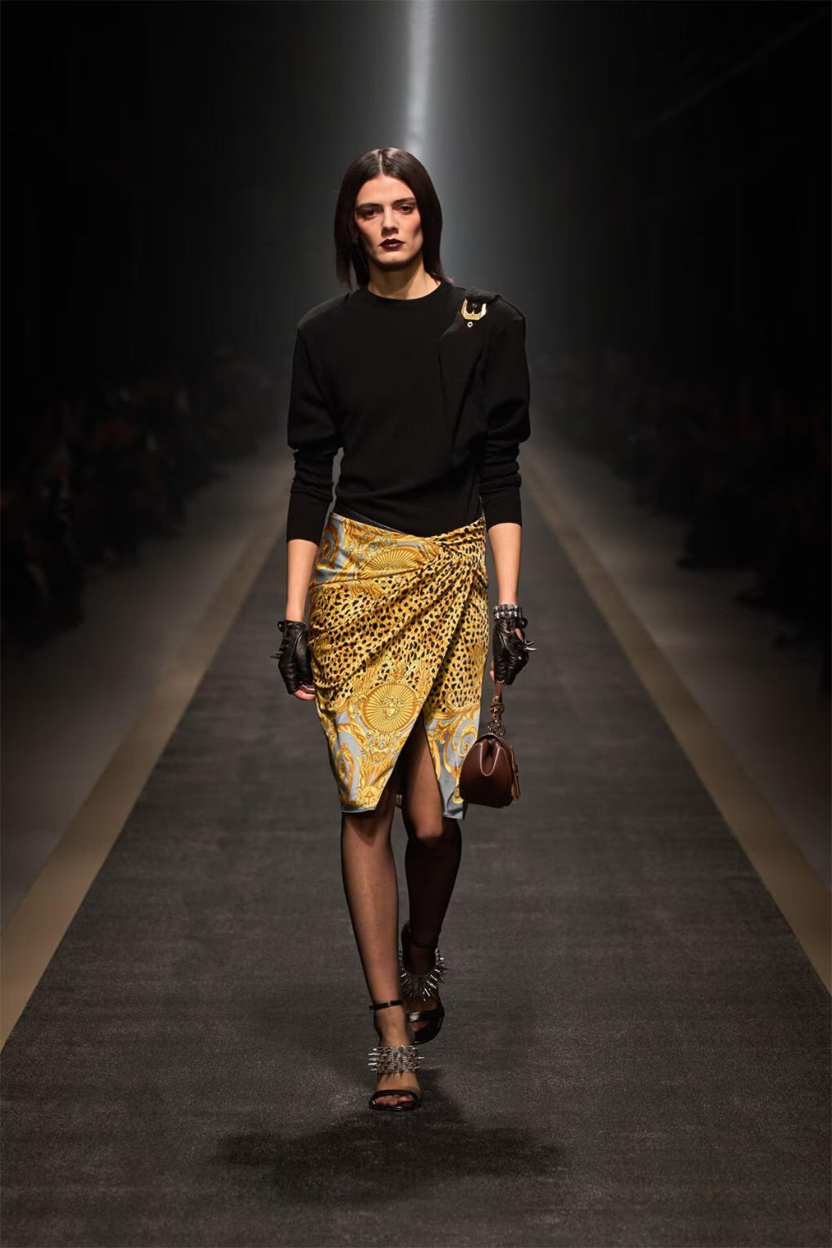 Versace Fall–Winter 2025: Where Power Meets Couture