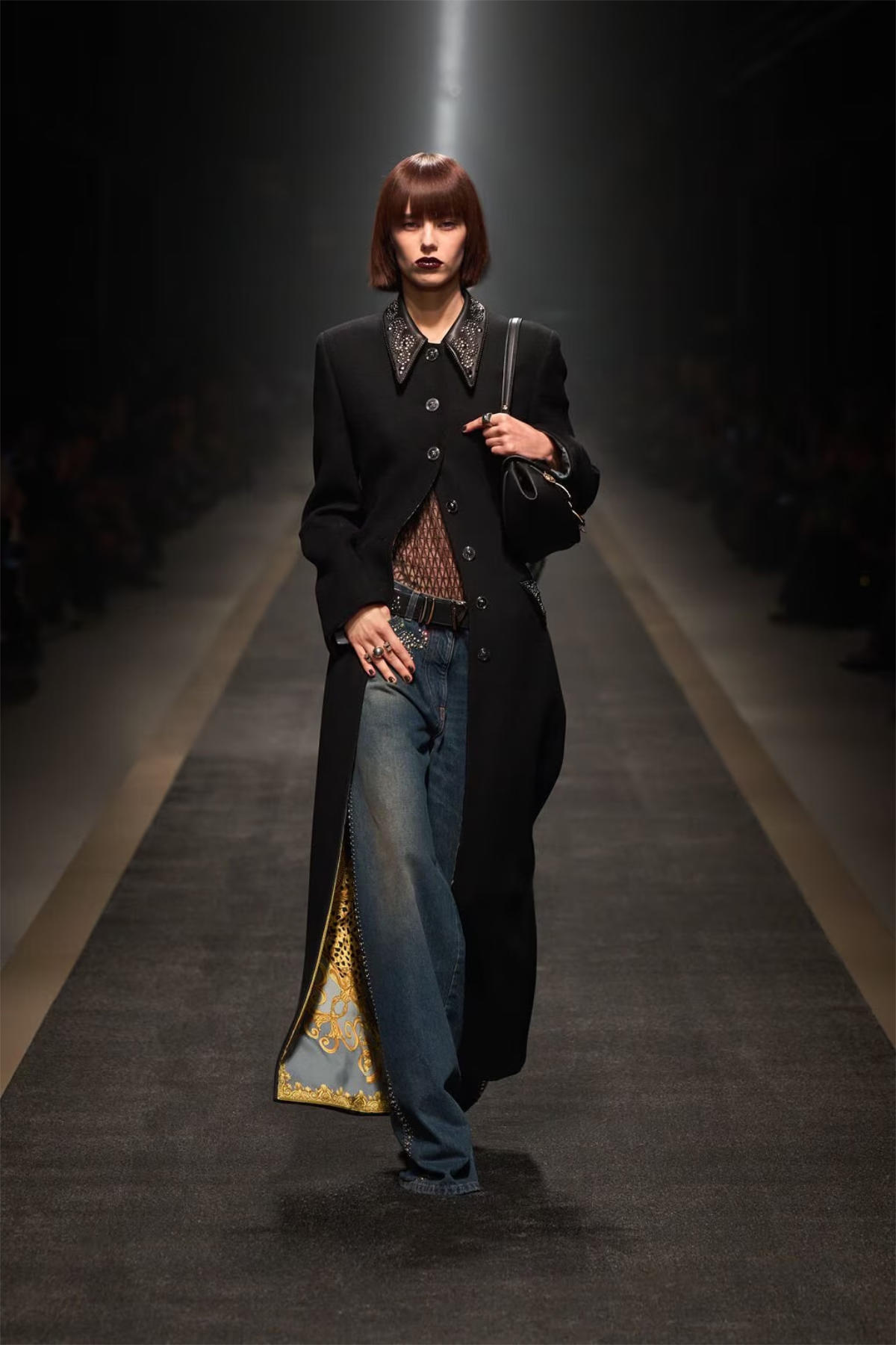 Versace Fall–Winter 2025: Where Power Meets Couture