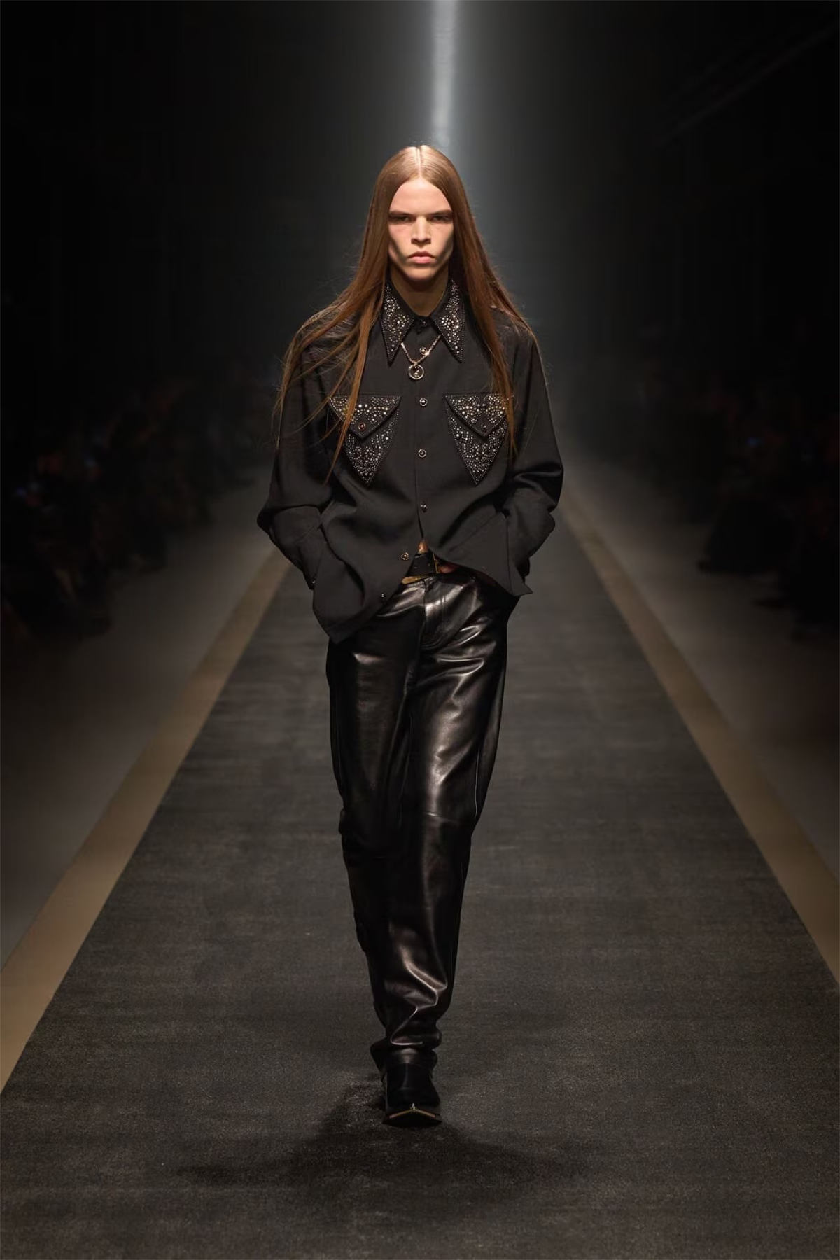 Versace Fall–Winter 2025: Where Power Meets Couture