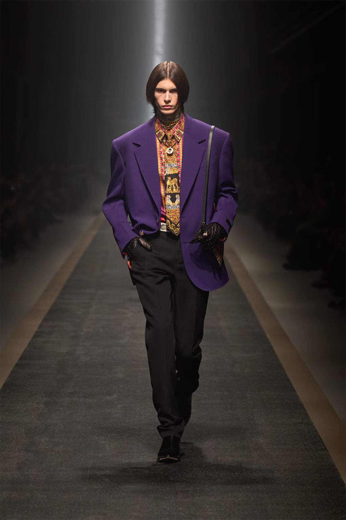 Versace Fall–Winter 2025: Where Power Meets Couture
